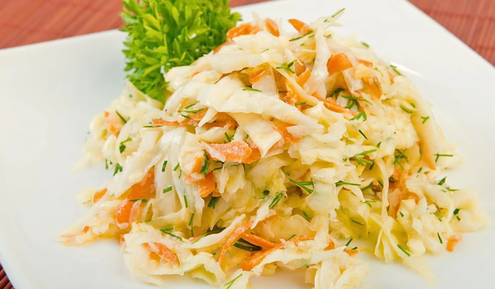 Surówka coleslaw