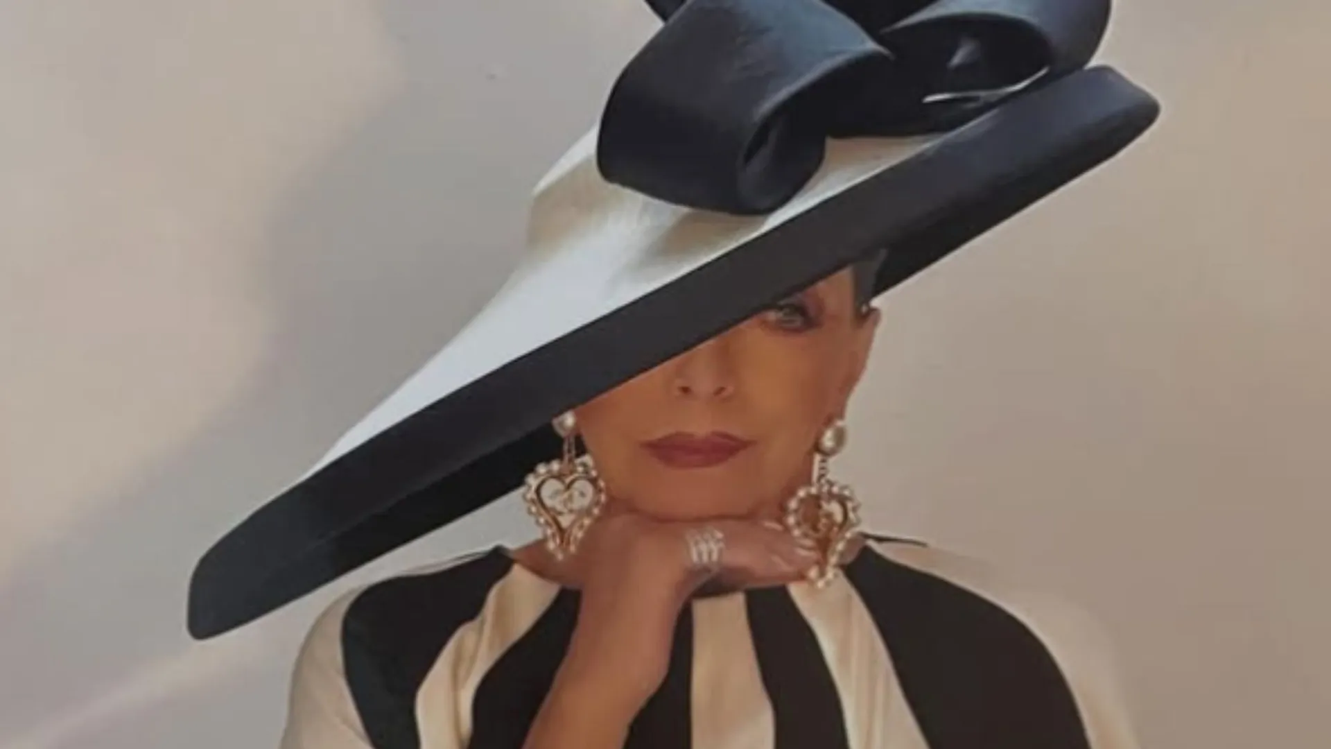 Joan Collins