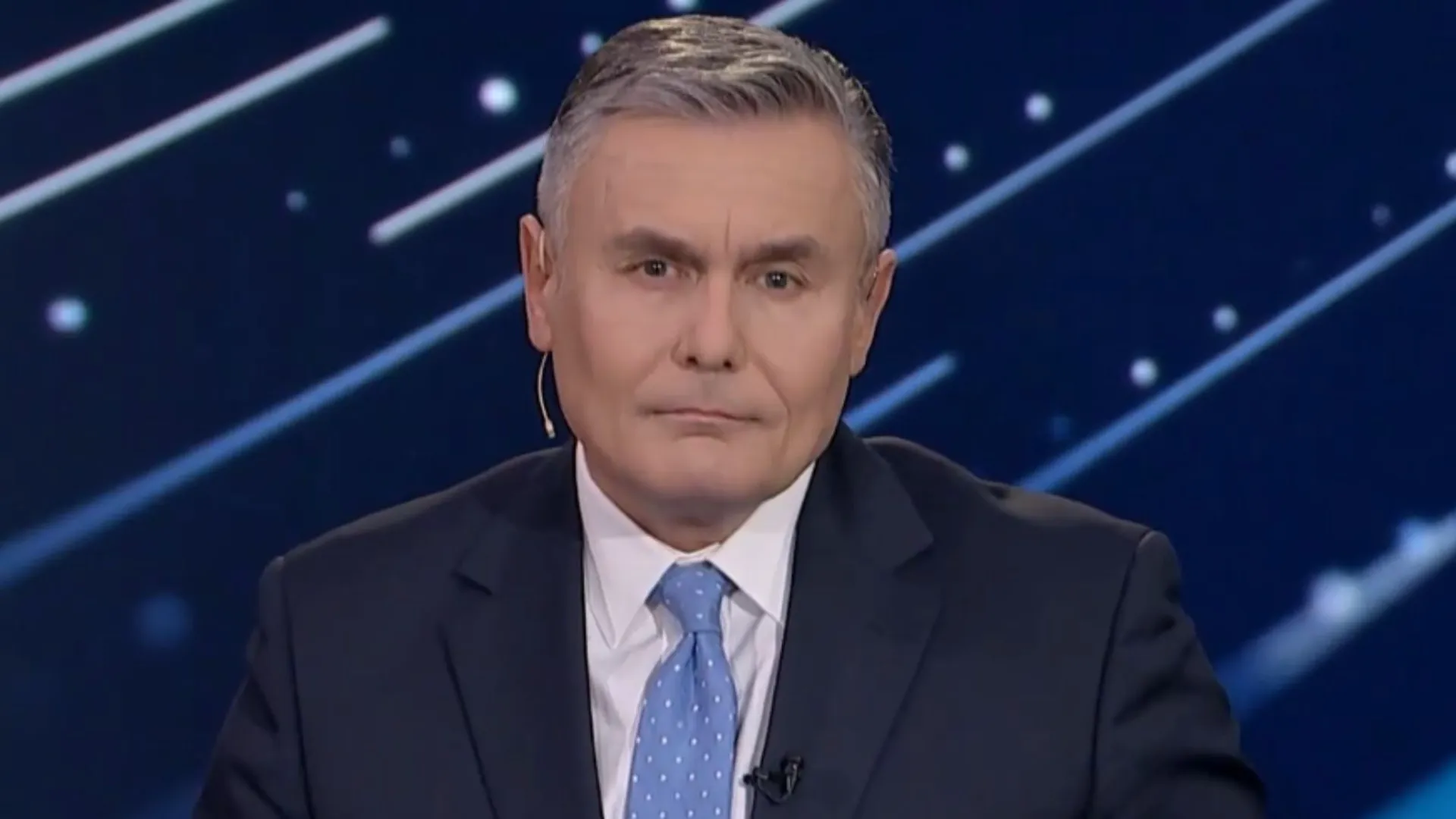"19:30"