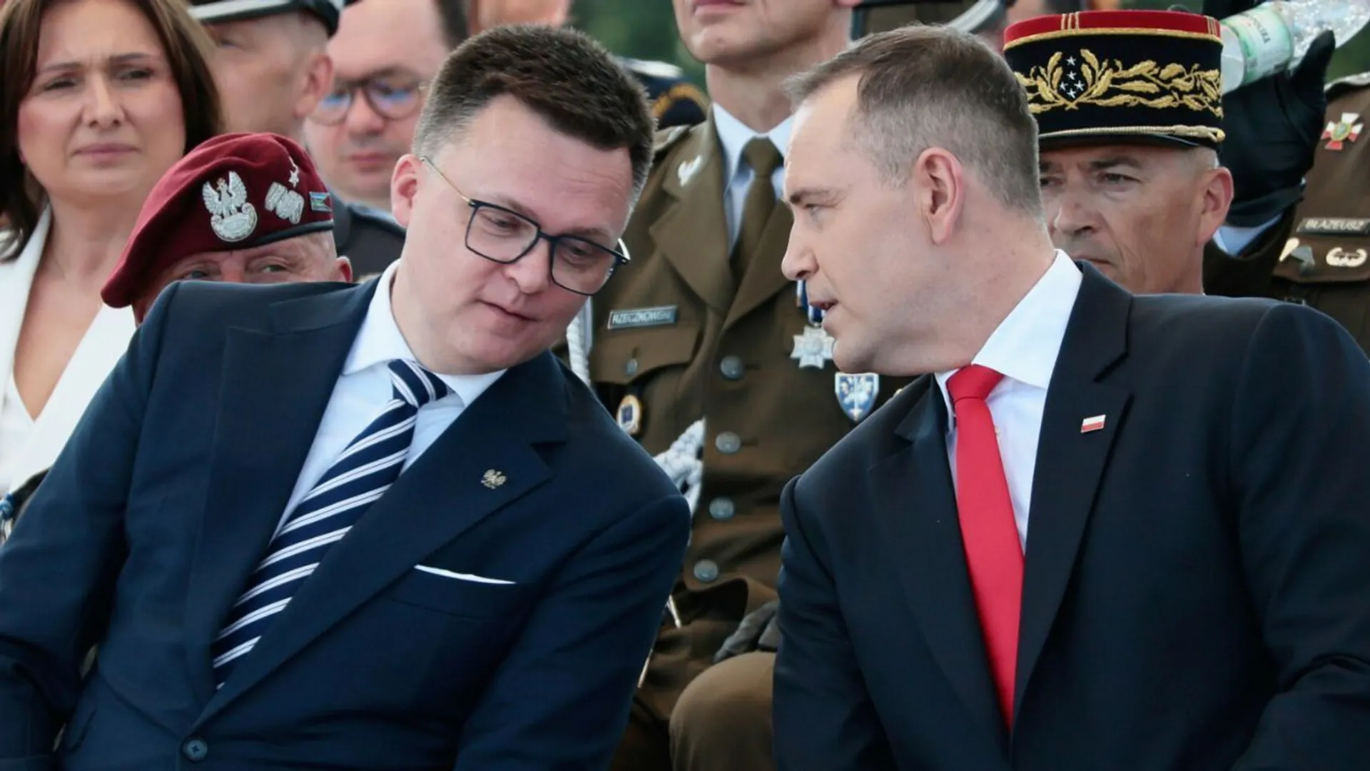 Hołownia, Nawrocki