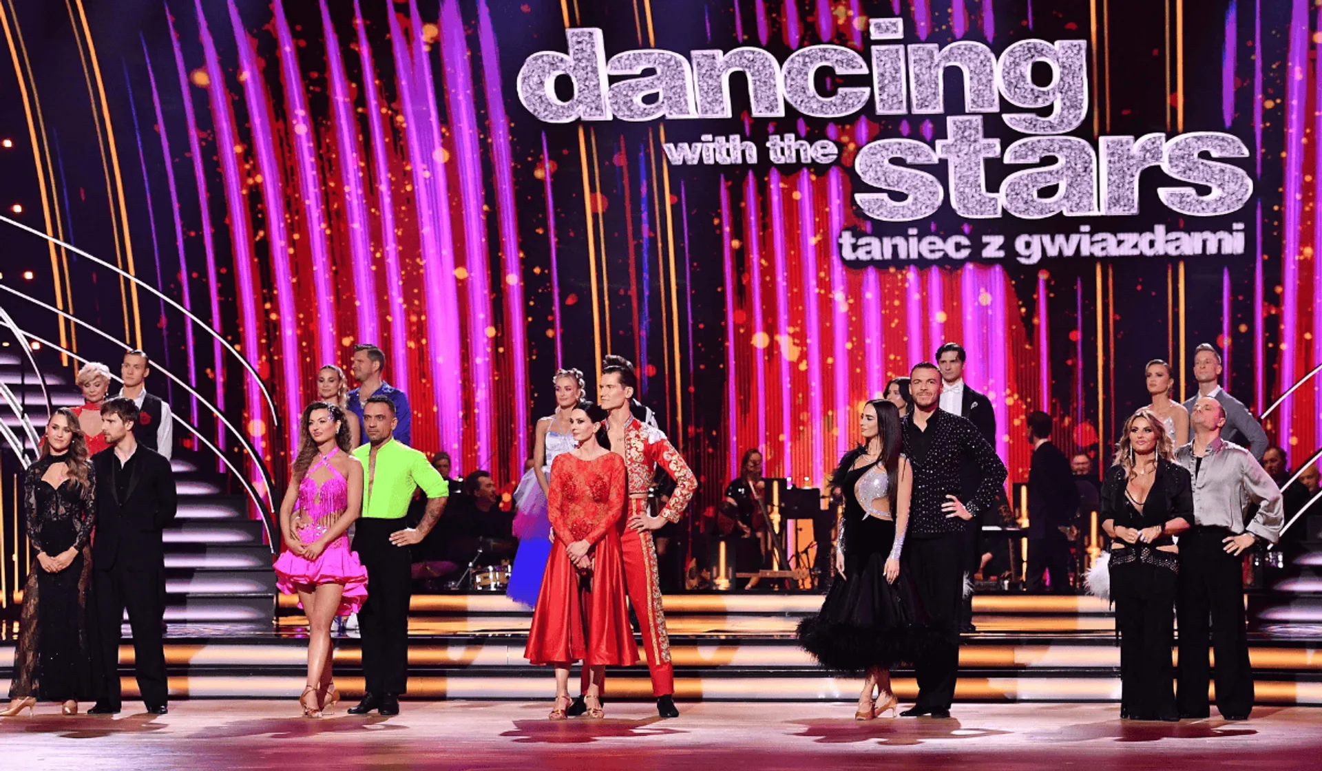 Pogrom w "Tańcu z gwiazdami"! Wyrzucili z programu DWIE GWIAZDY. Jedną z nich dopadła klątwa show