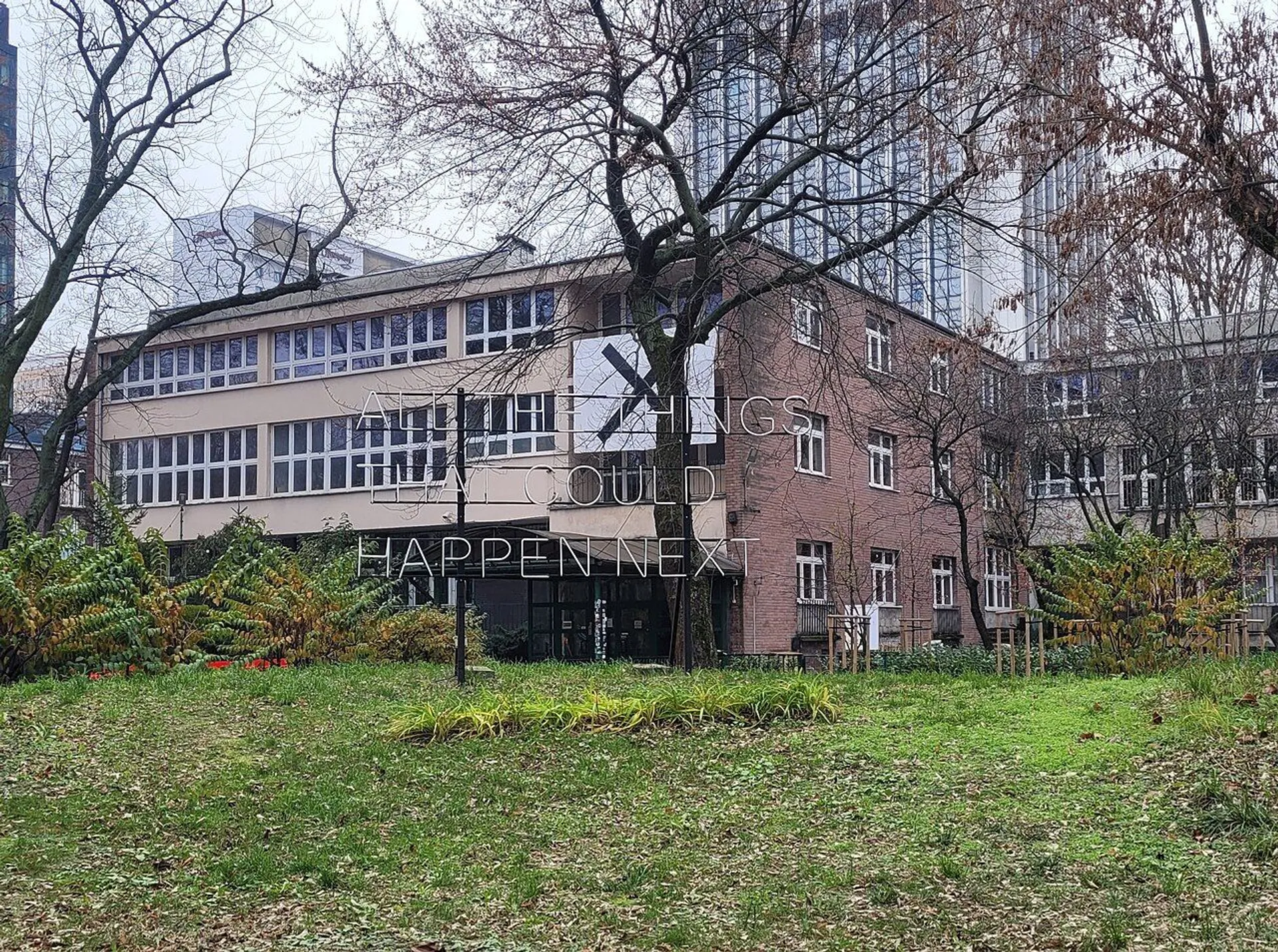 Centrum kultury czy kolejny wieżowiec? Przyszłość terenu przy Emilii Plater