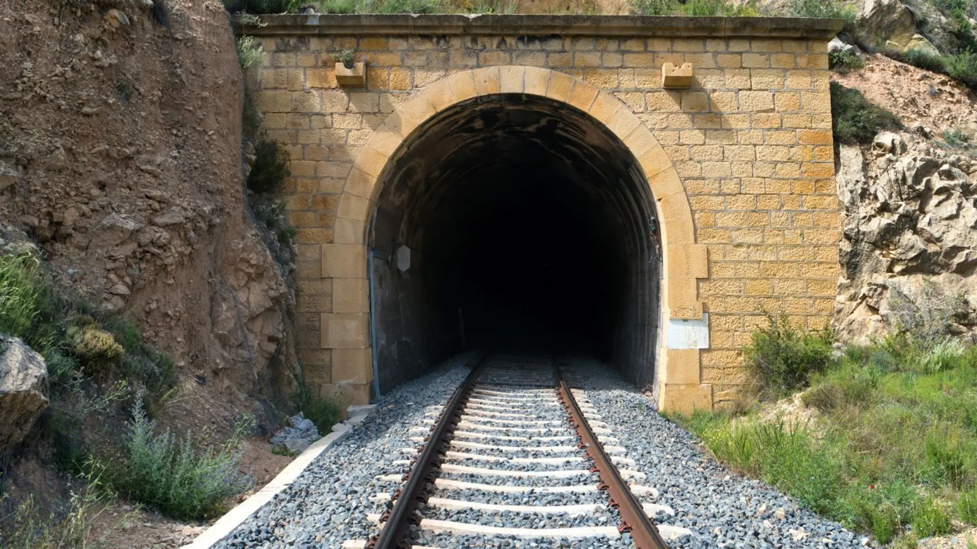 Tunel