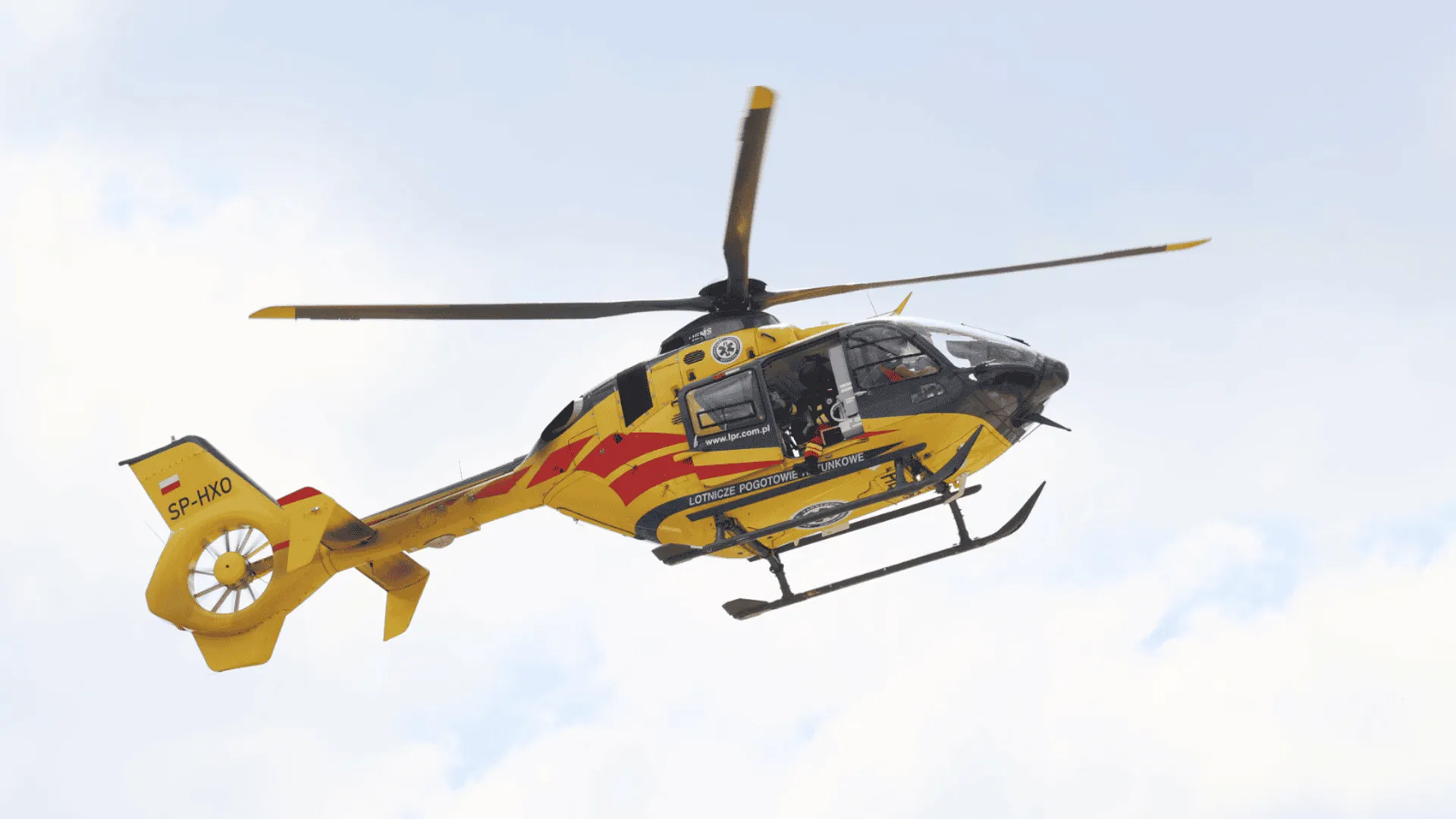 Była 10:30. Koszmar na polskiej trasie. W akcji śmigłowiec LPR, droga całkowicie zablokowana