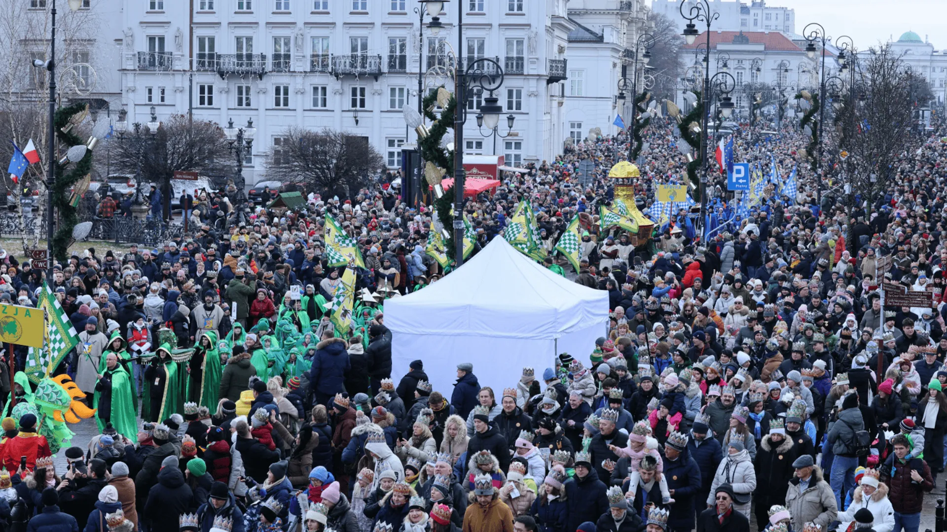 Warszawa: Orszak Trzech Króli paraliżuje centrum. Sprawdź zmiany w komunikacji