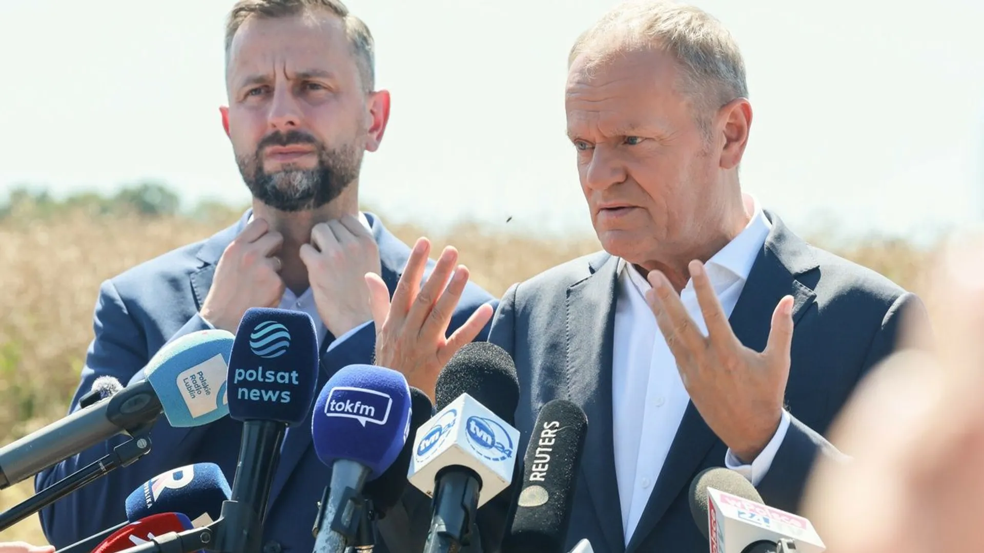 Donald Tusk i Władysław Kosiniak-Kamysz podczas konferencji prasowej, fot. East News/Wojciech Olkuśnik