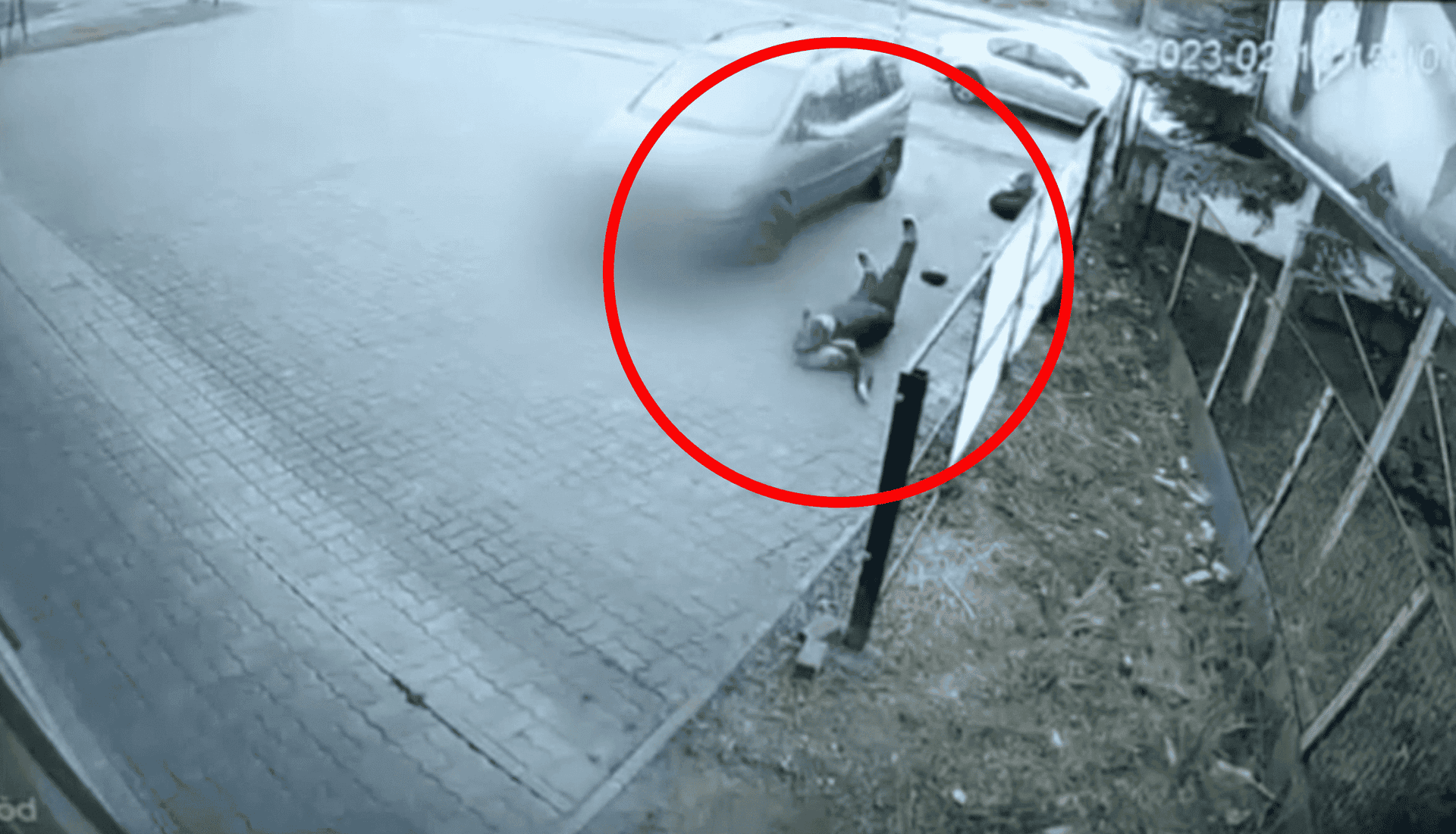 Siedlce. Wjechał w trzy osoby na chodniku. "Miał cofnięte uprawnienia"