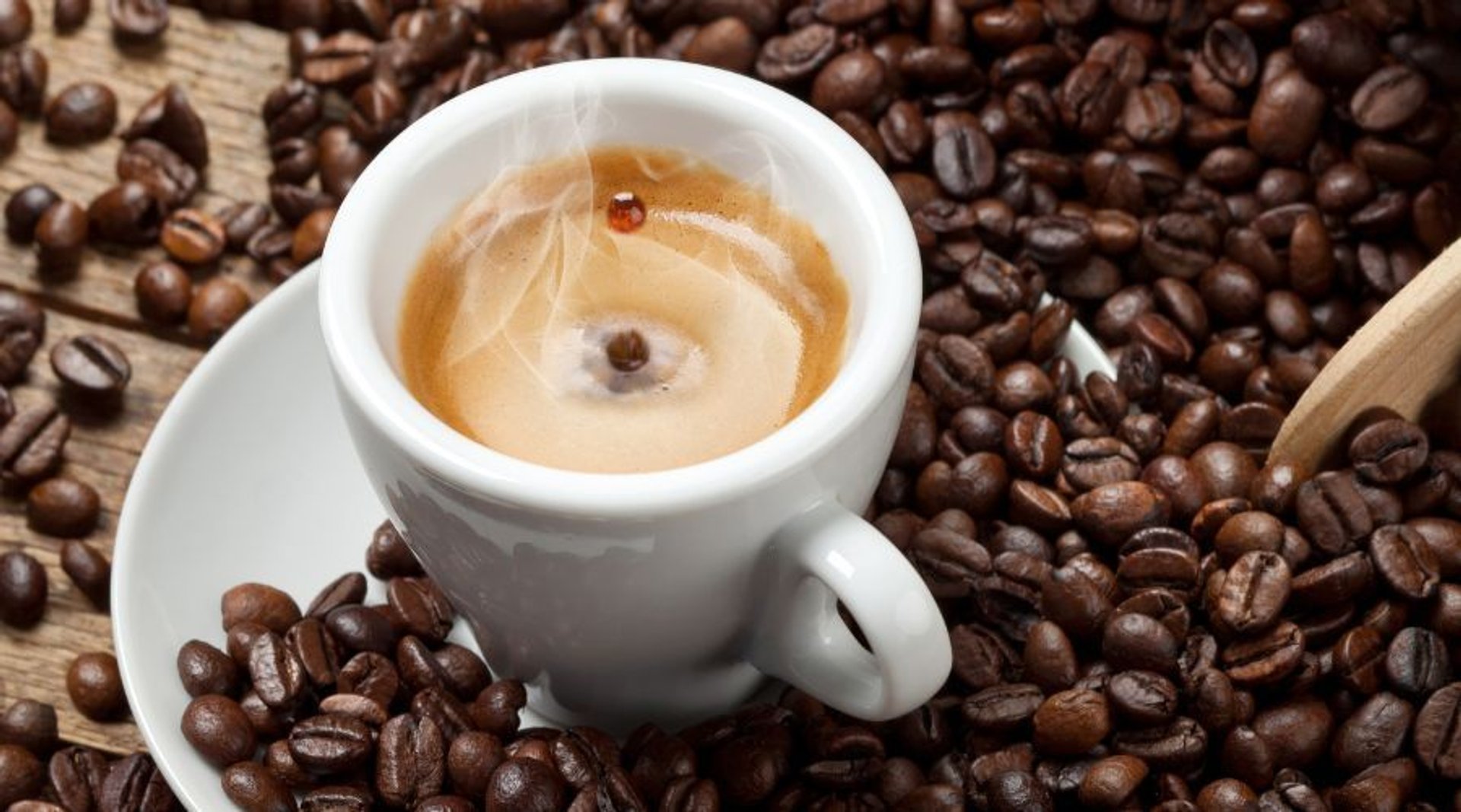 Dlaczego warto wrzucić do kawy kakao? Powody  zachwycają