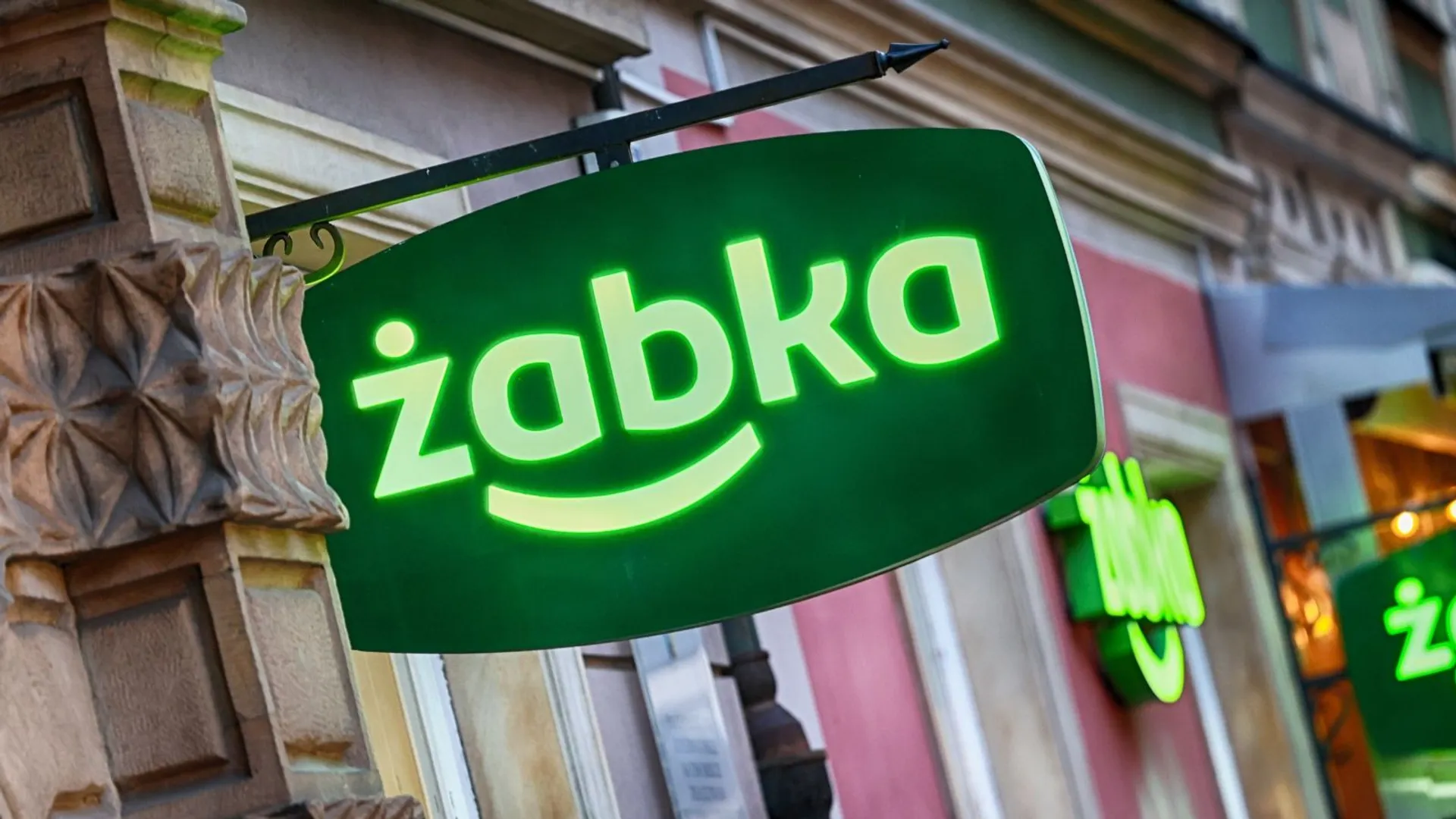 Żabka terminy