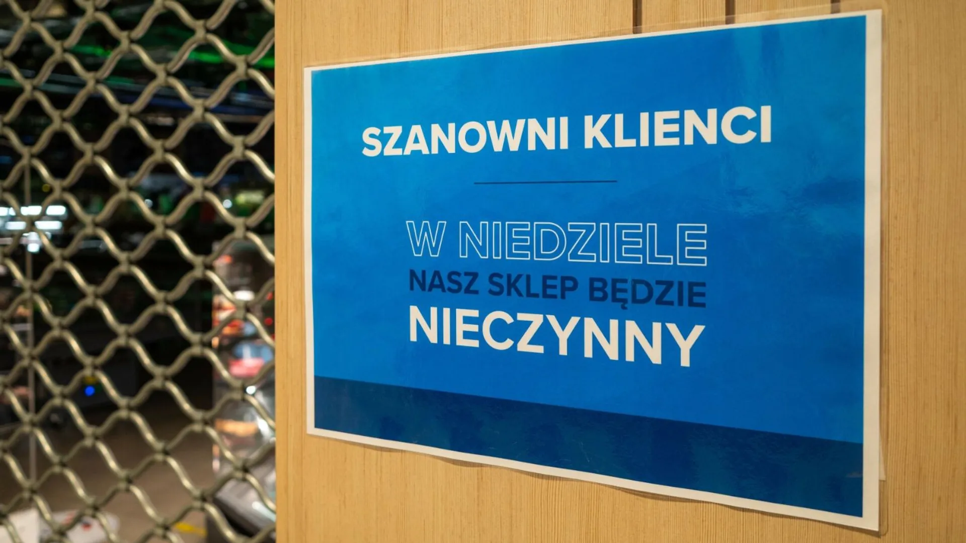 Zakaz handlu czytelnia