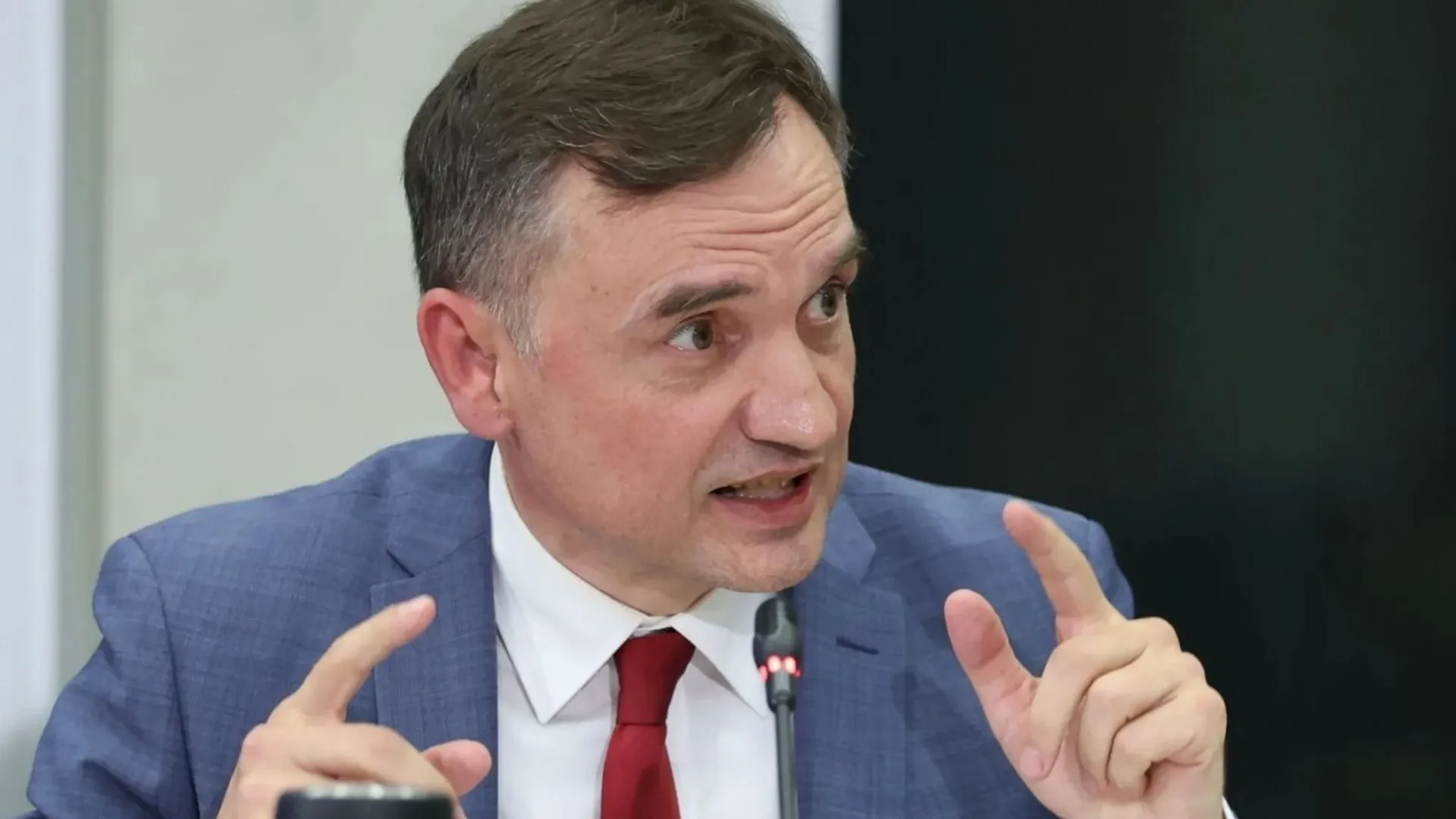 Warunki powrotu Zbigniewa Ziobry do Polski