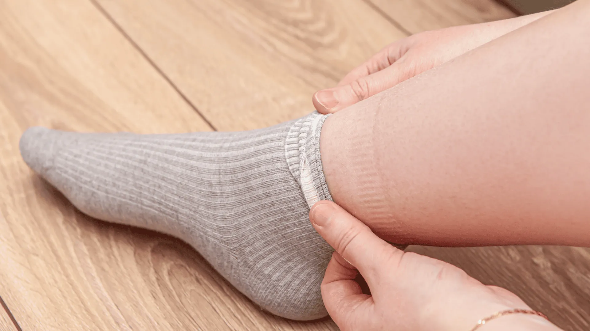 ślady po skarpetkach