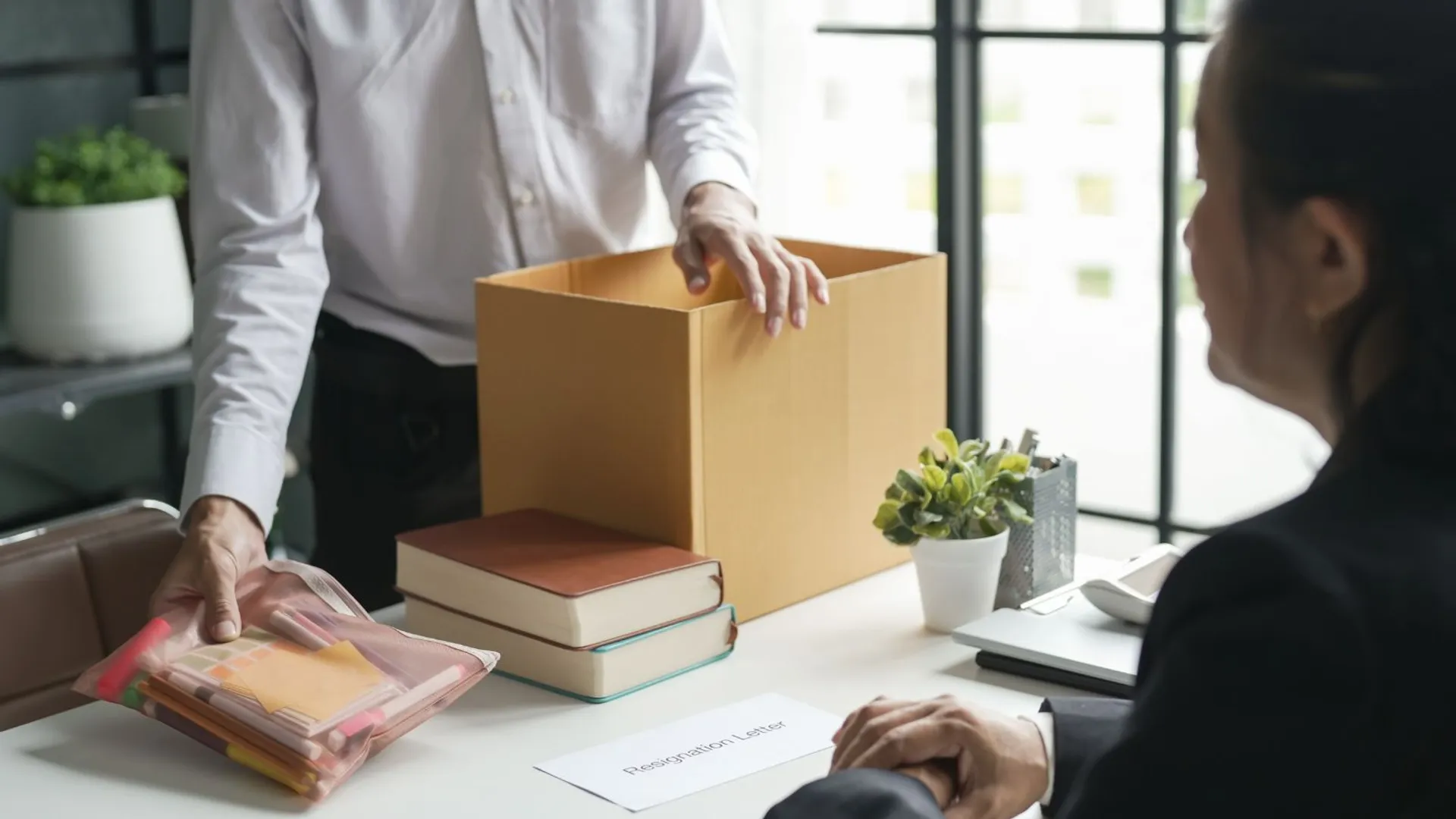 Zwolnienia grupowe pudełko