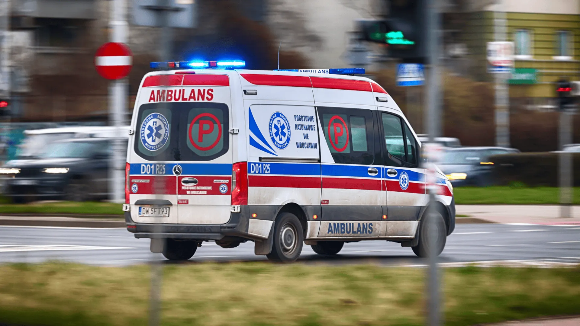 Ambulans (zdj. ilustracyjne)