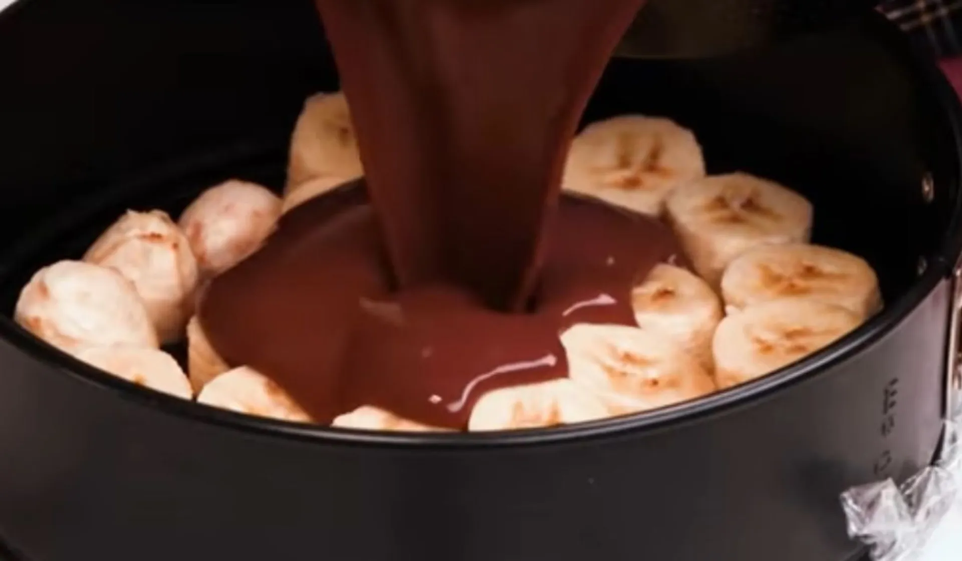 banany zalane czekoladą