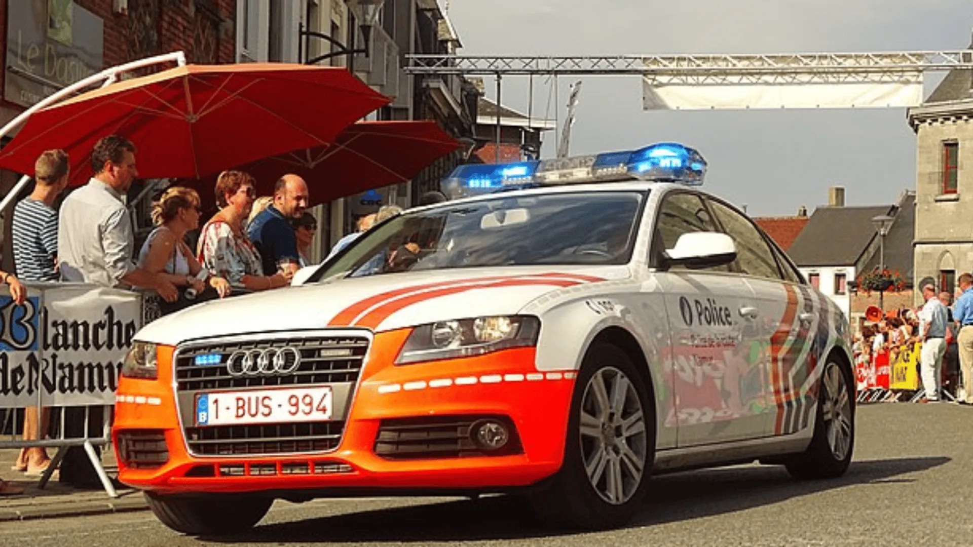 Policyjny nalot na unijne instytucje. Trzy osoby zatrzymane