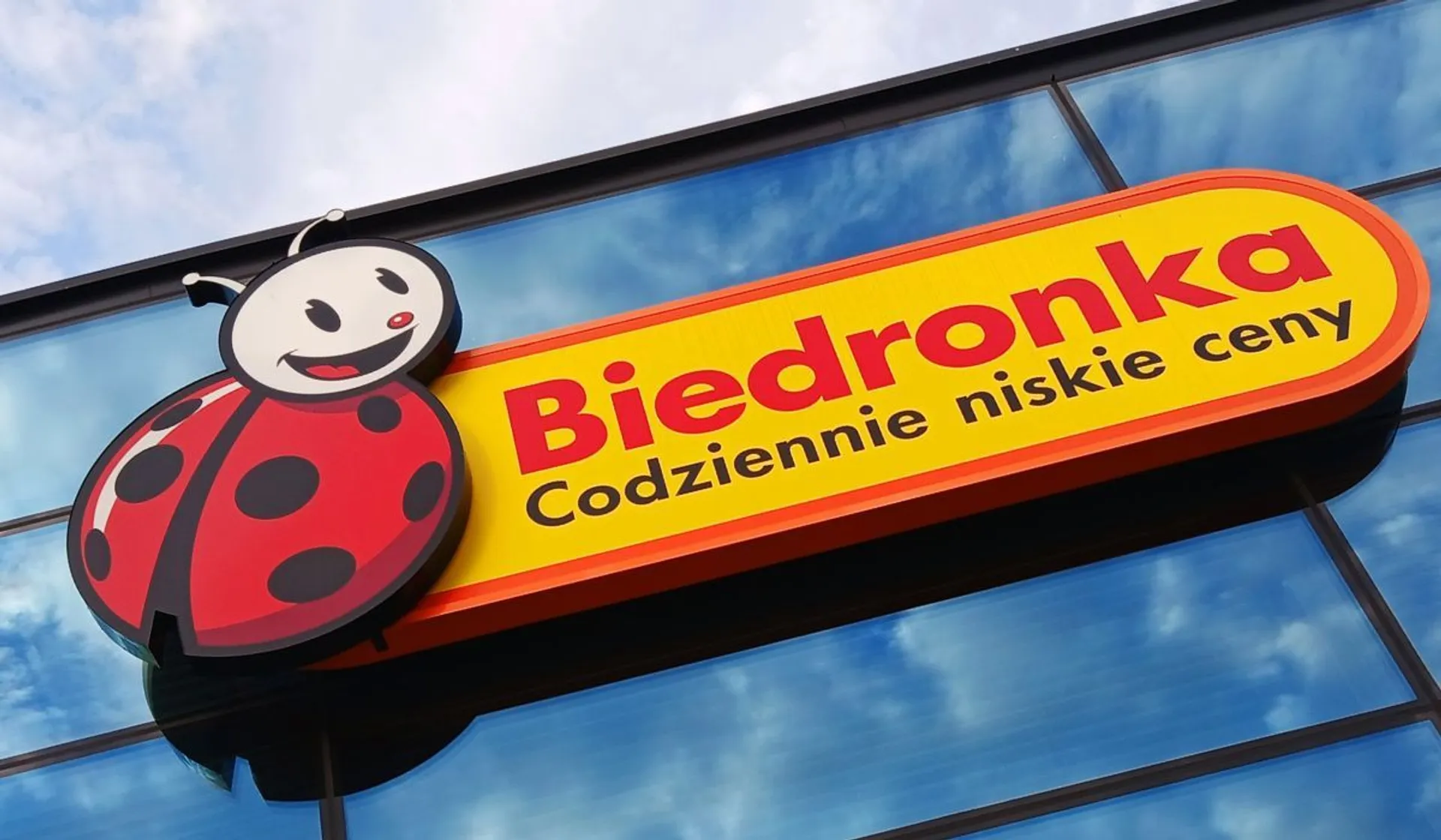 szyld biedronki