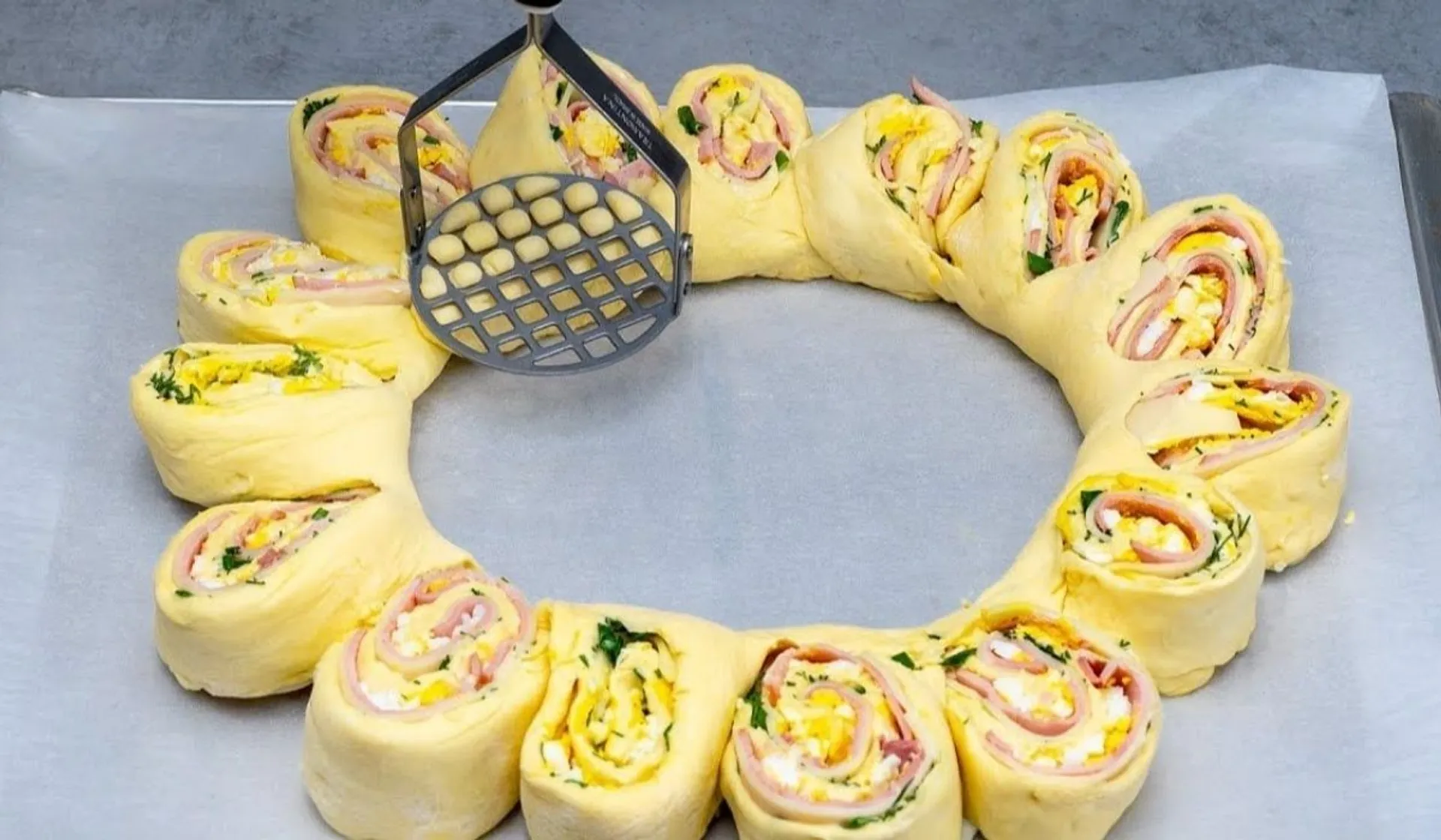 danie z ciasta francuskiego 