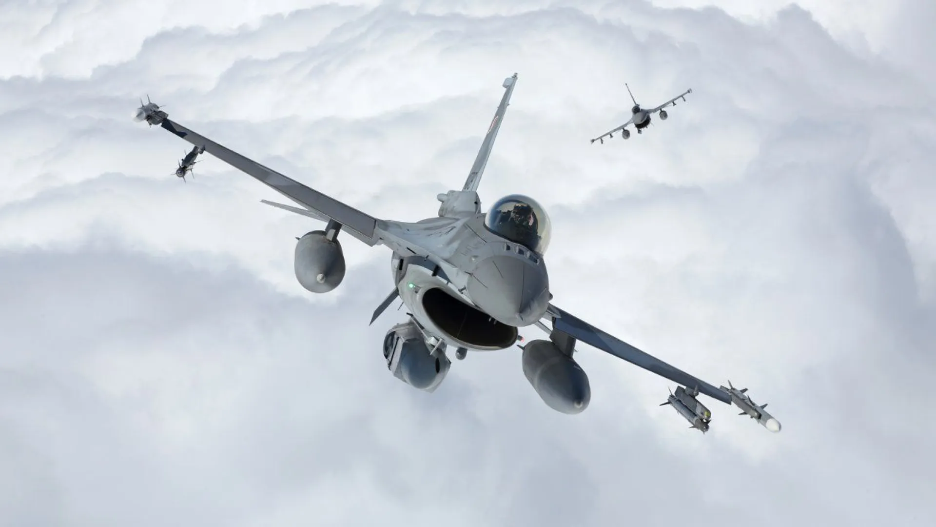 f-16