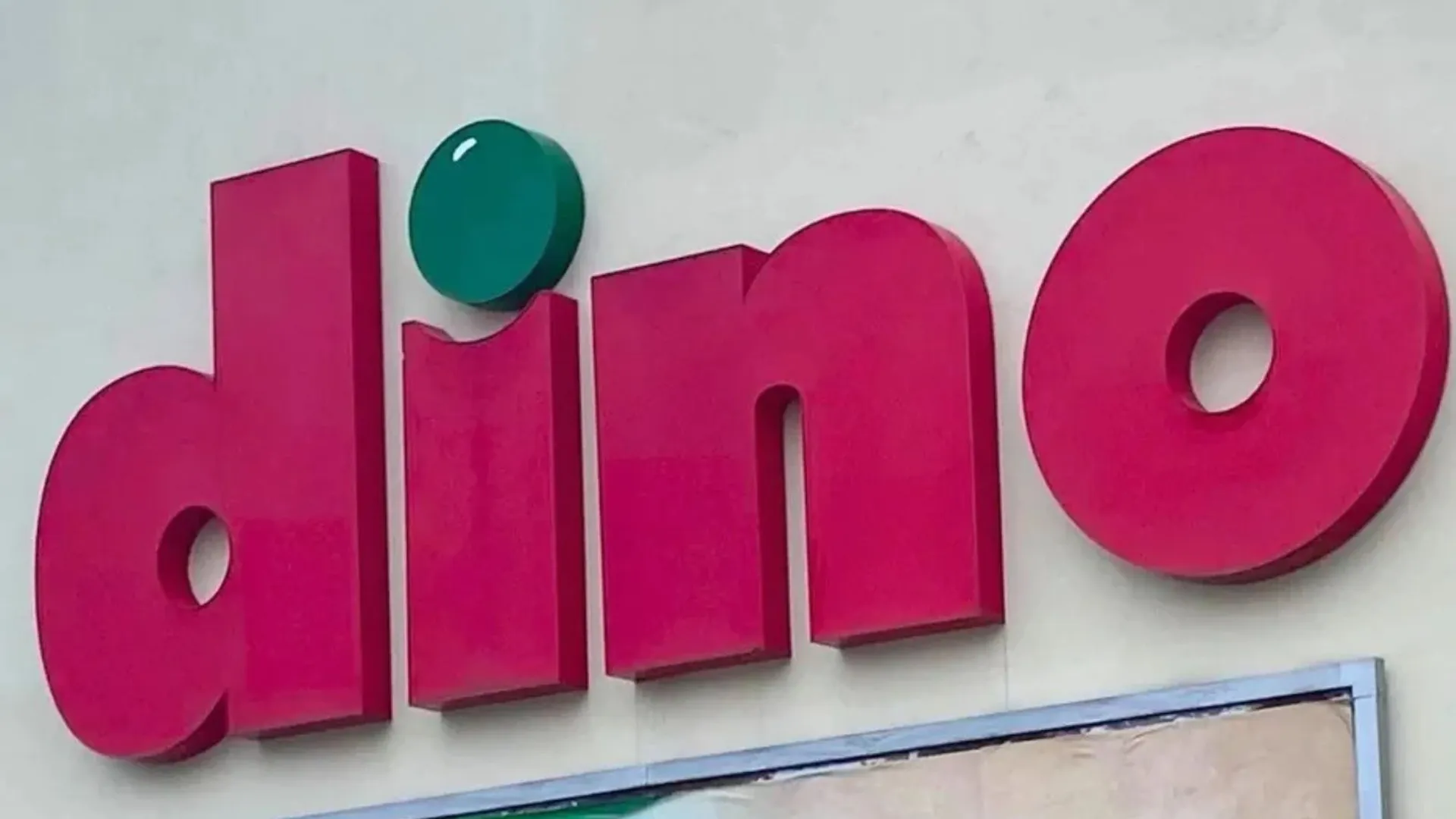 Przeceny w Dino na Wszystkich Świętych. W promocjach kawa, szynka, mandarynki