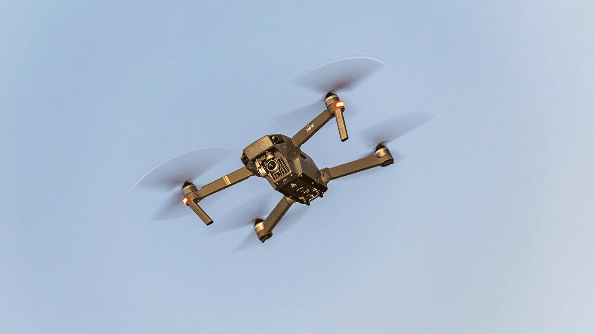 Dron (zdj. ilustracyjne)