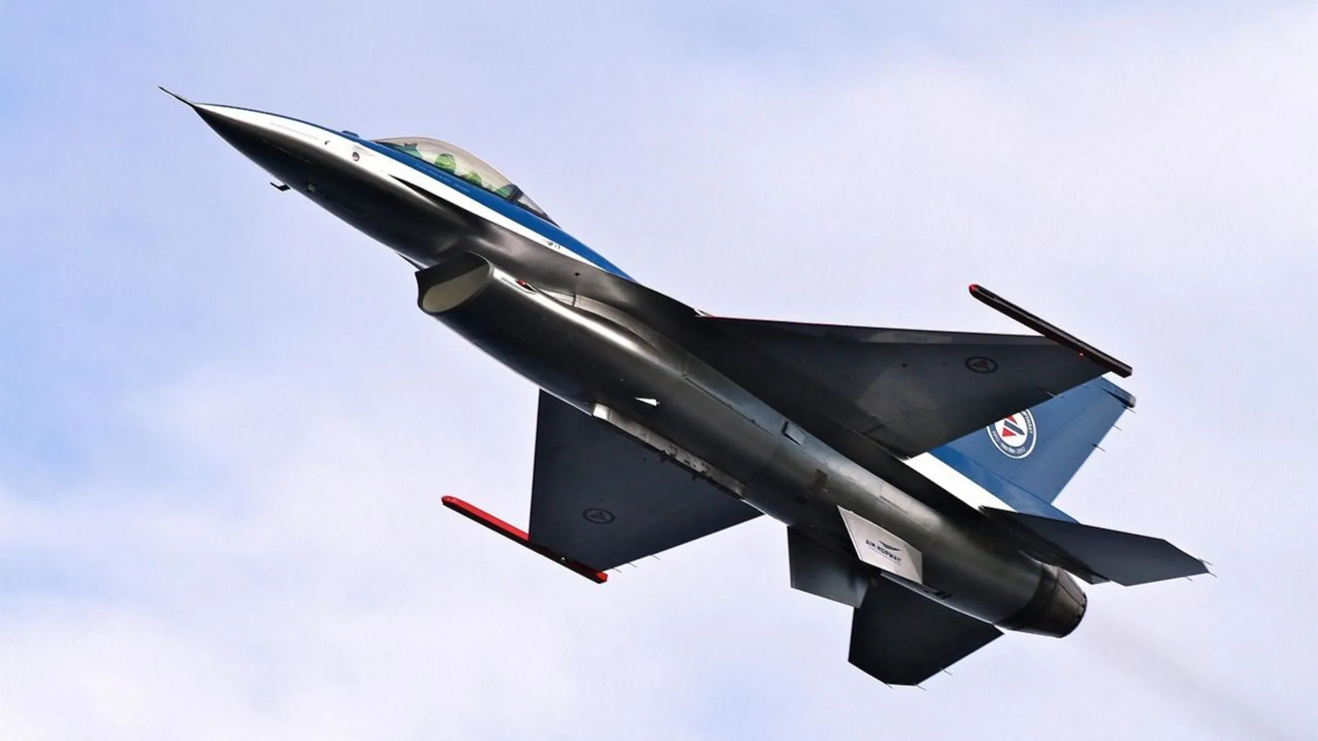 samolot F-16