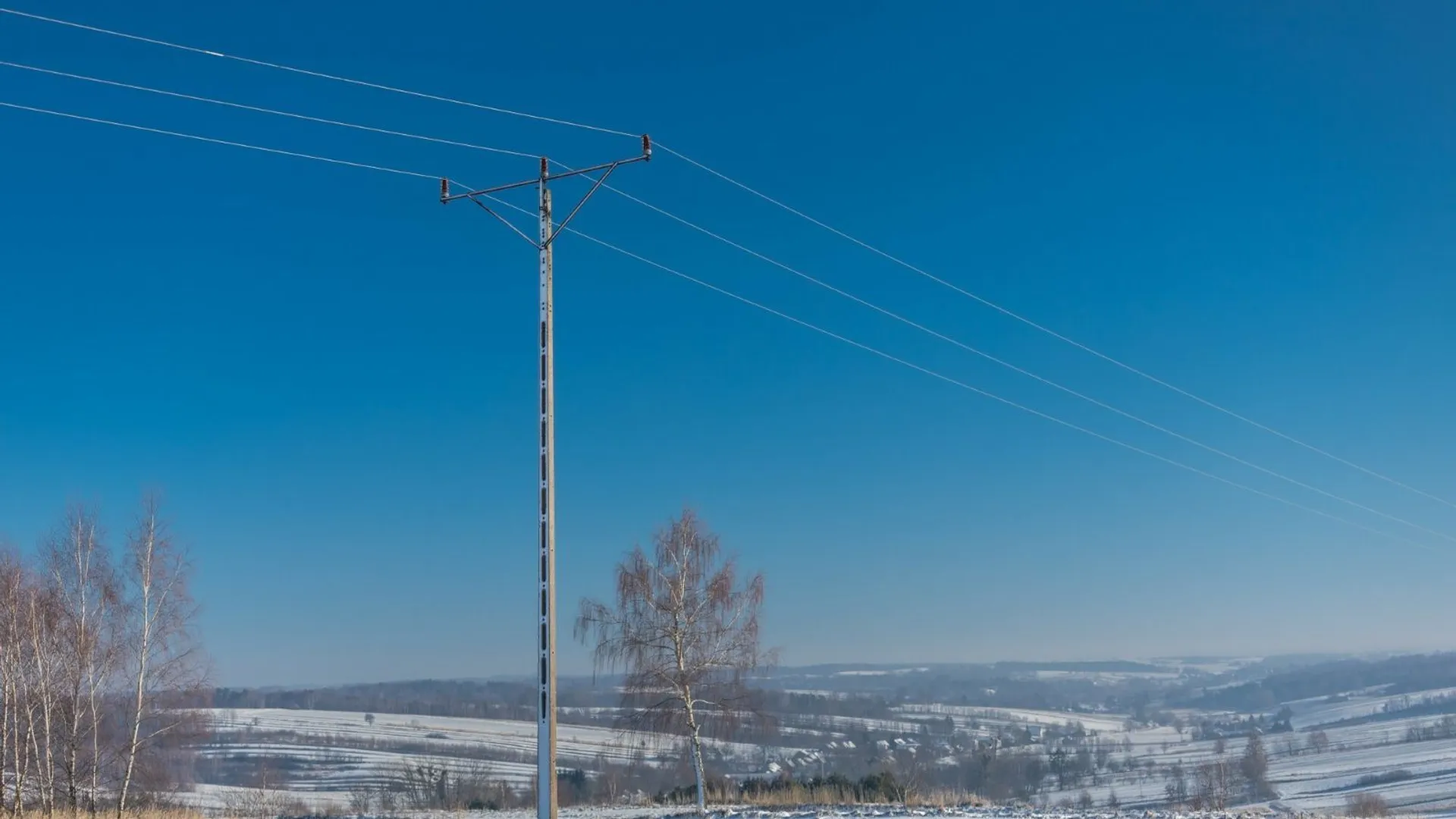 sieć wysokiego napięcia