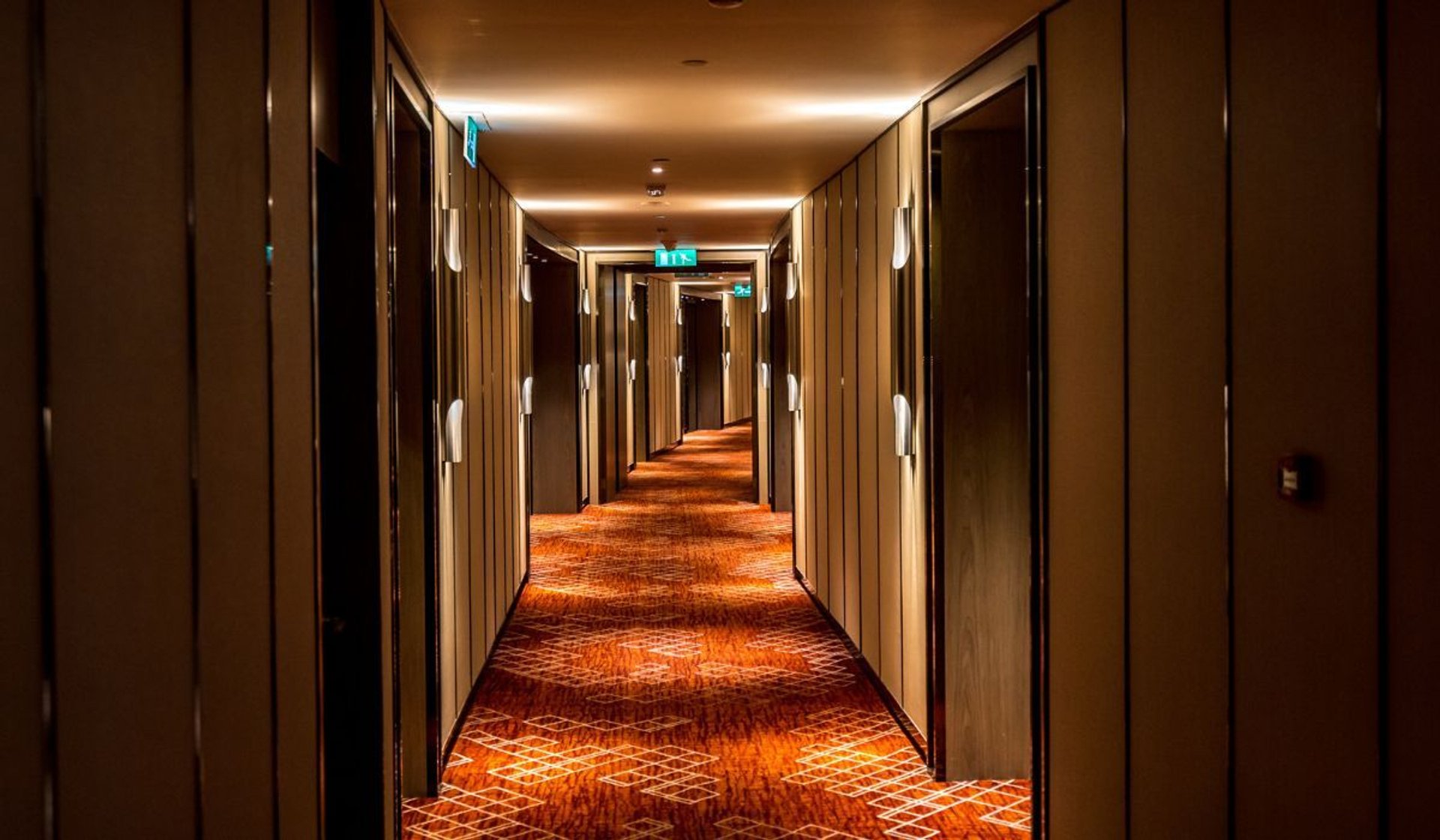 korytarz hotelowy
