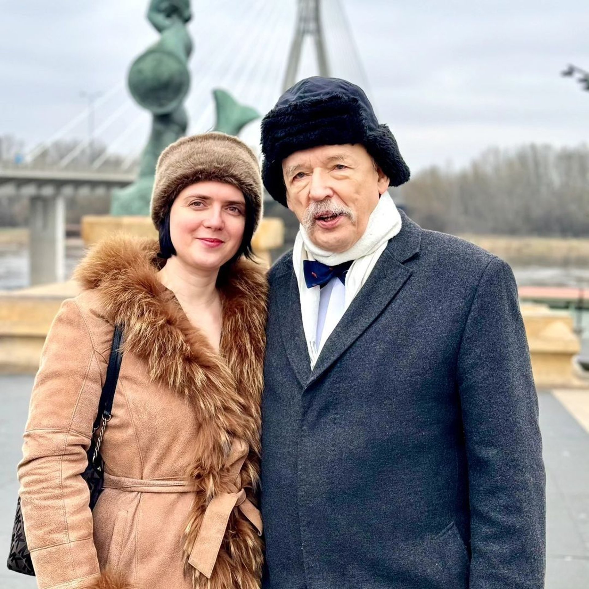 Korwin-Mikke z młodszą o 44 lata żoną. Jak wygląda Dominika Korwin ...