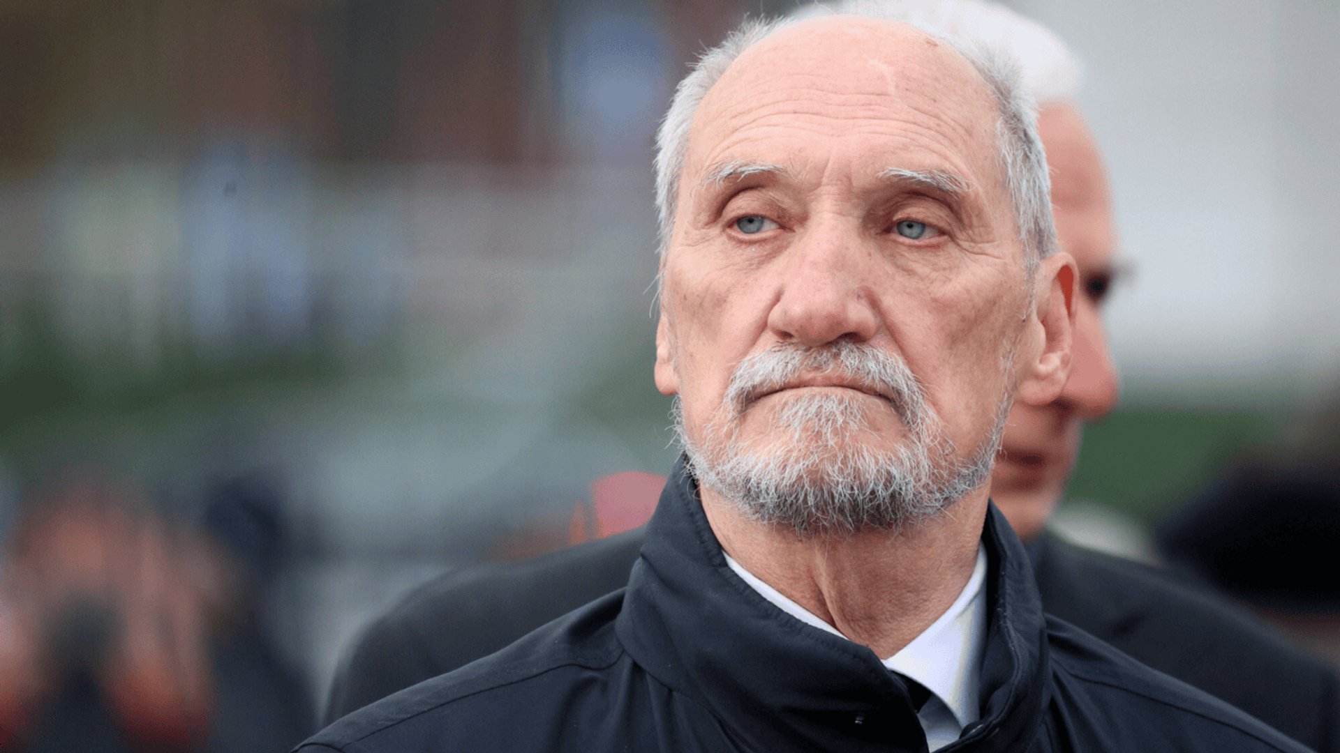 Macierewicz