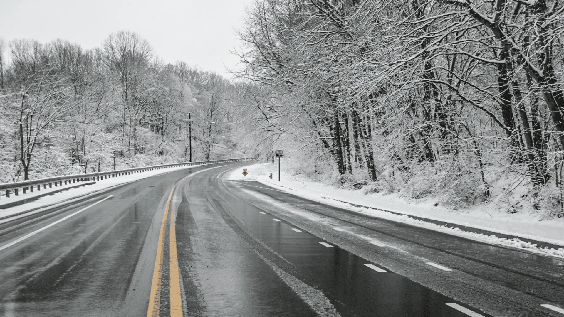 oblodzenie na drodze