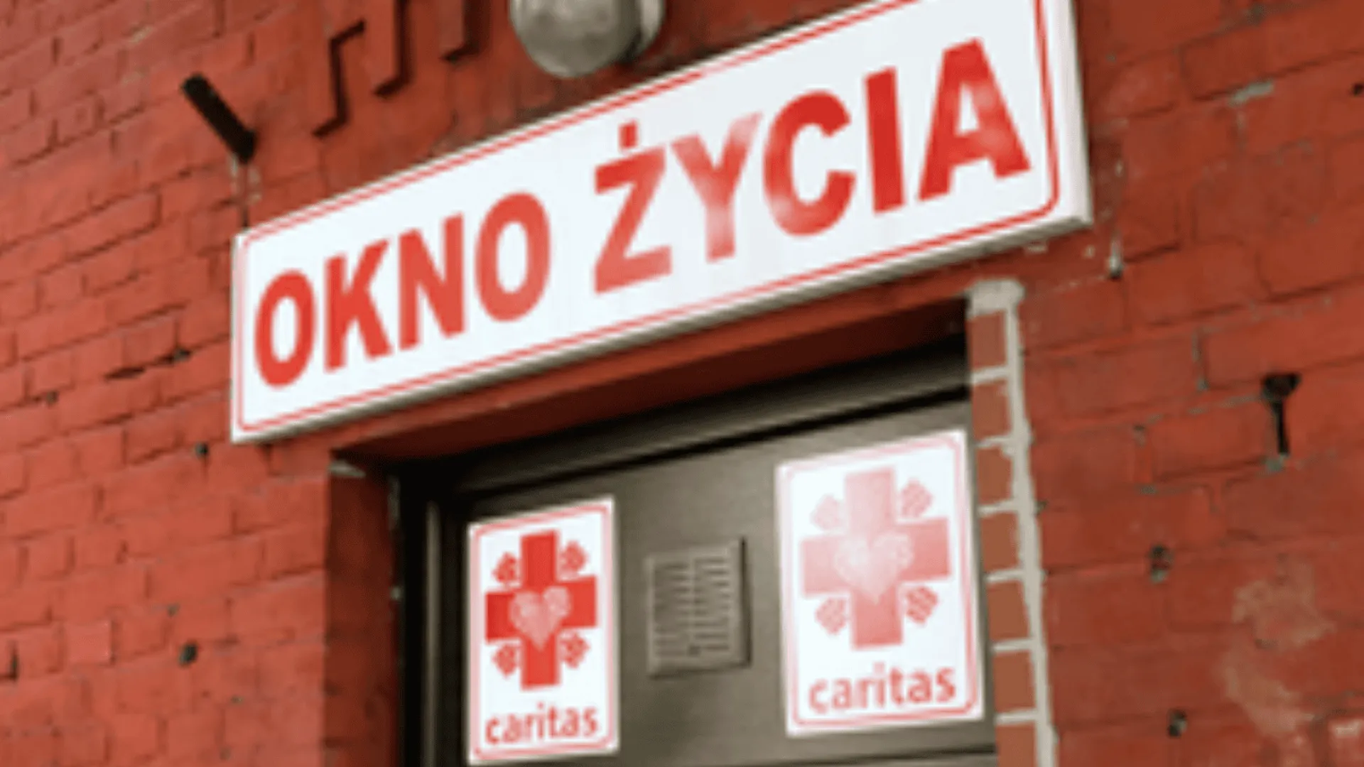 Okno życia uruchomiło alarm. To, co wydarzyło się potem, łamie serce