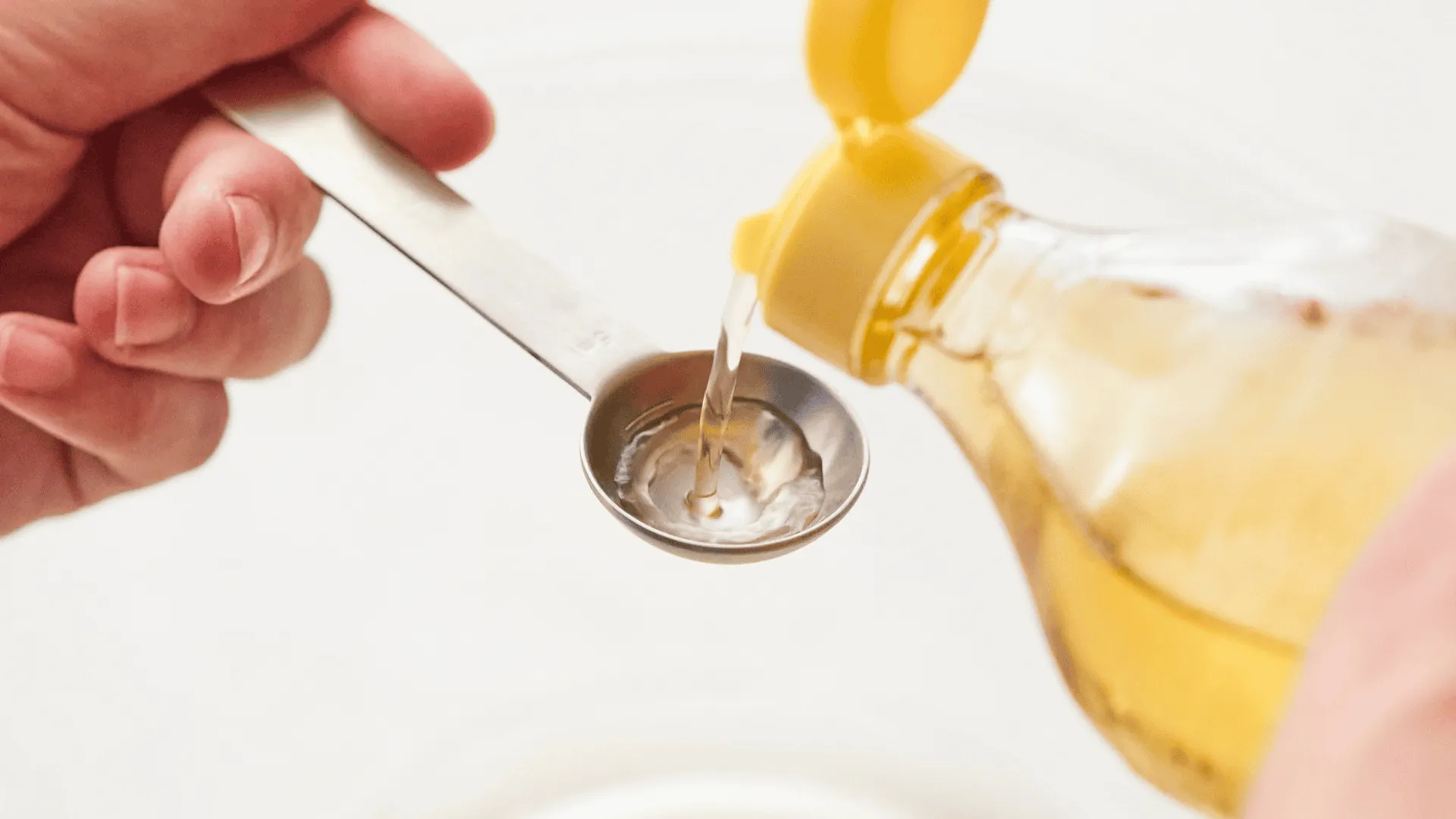 To najlepszy olej dla wątroby. Działa jak tarcza i chroni przed toksynami