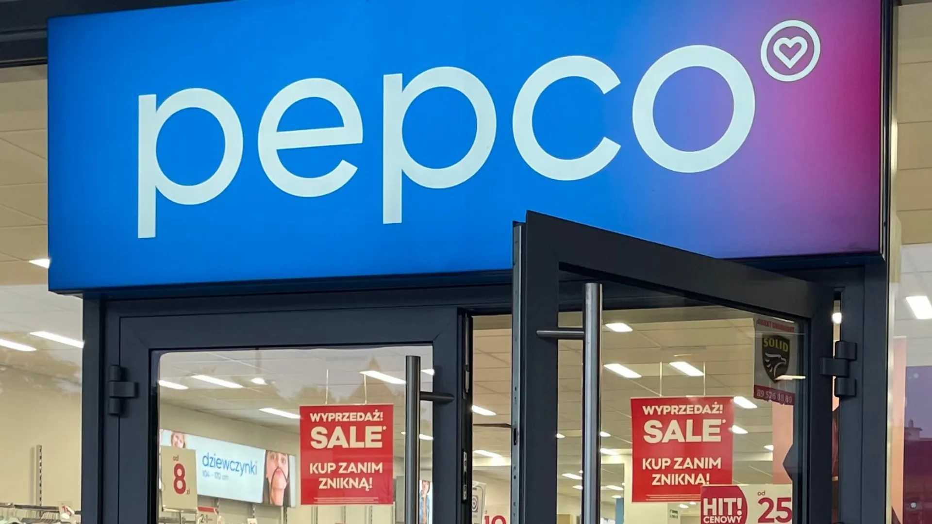 Kupiłam za 15 zł w Pepco, niezbędny jesienią. W Homli zapłacisz 50