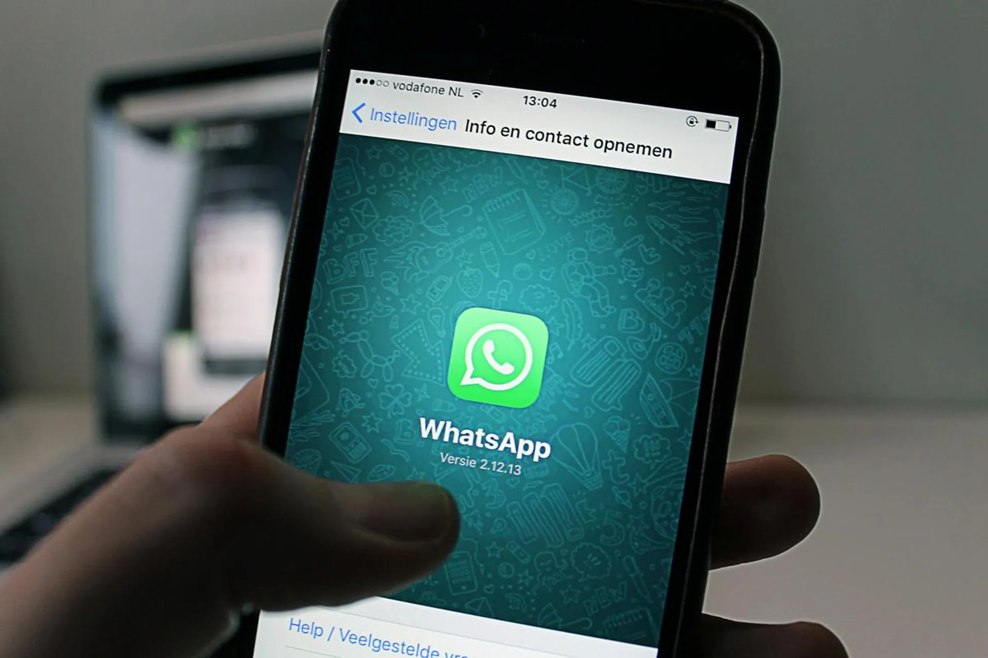 Rosja blokuje WhatsApp i wprowadza krajową alternatywę