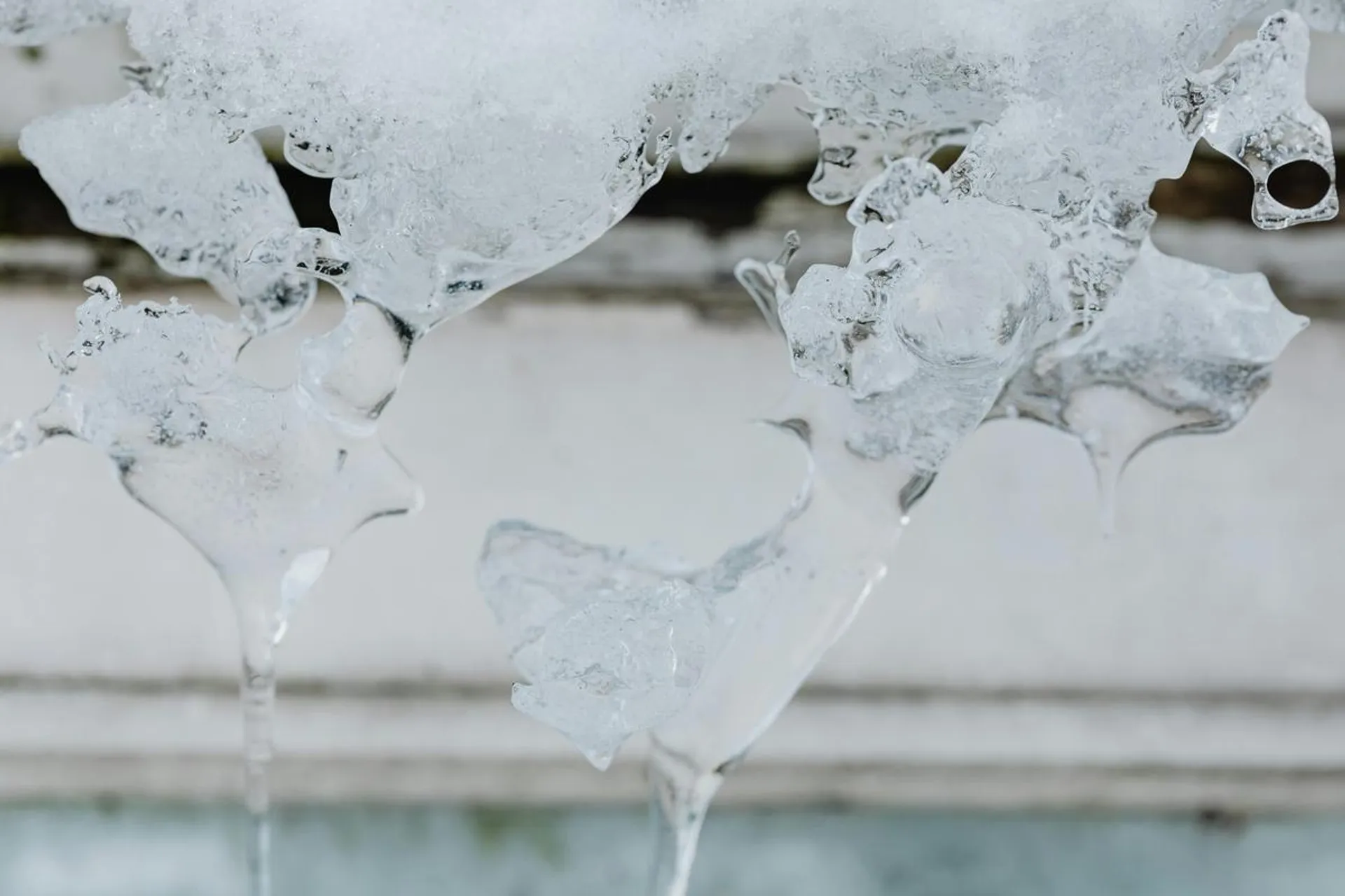 Koniec rekordowych mrozów: Nadchodzi gwałtowna odwilż