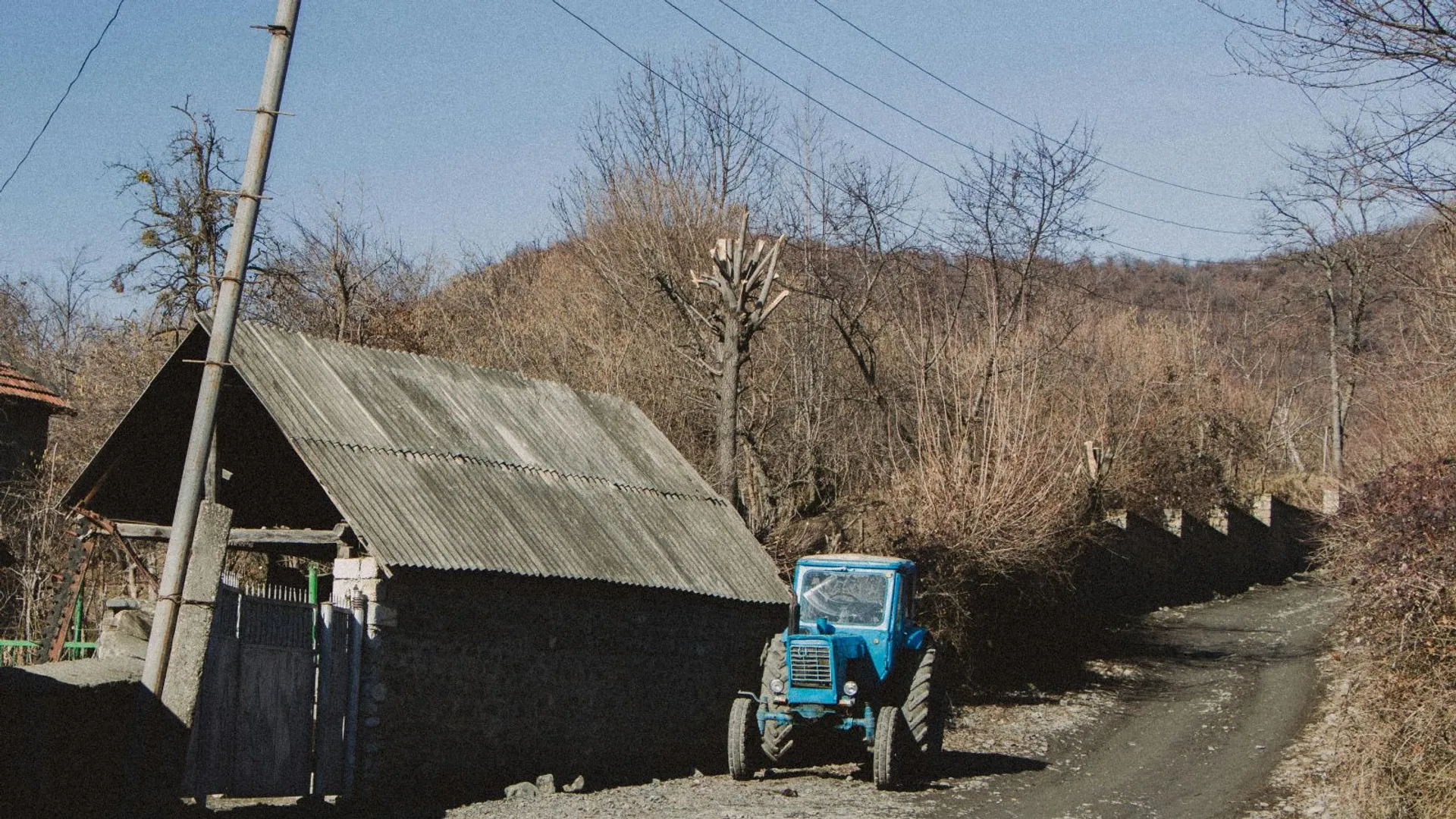 zanieczyszczenie drogi