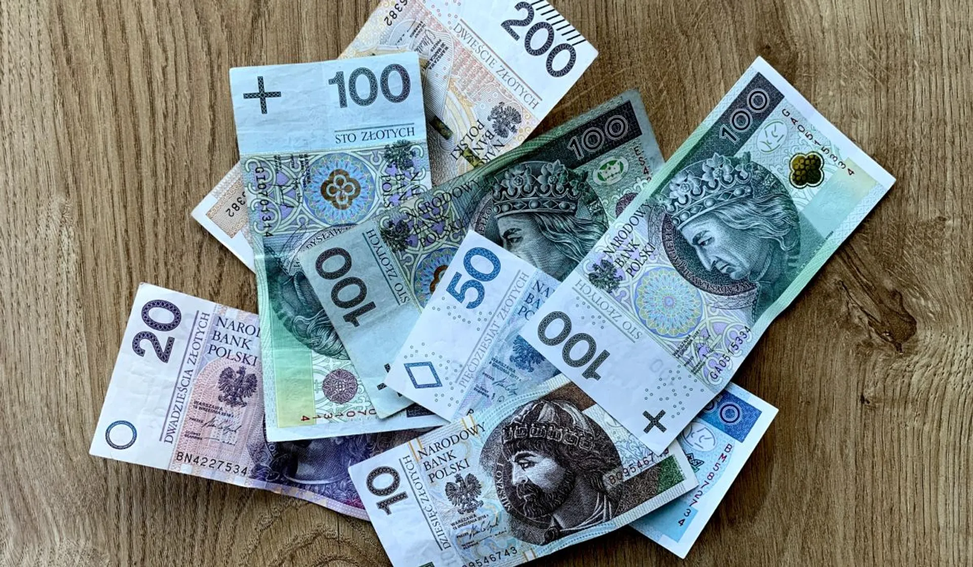 Pieniądze na stole