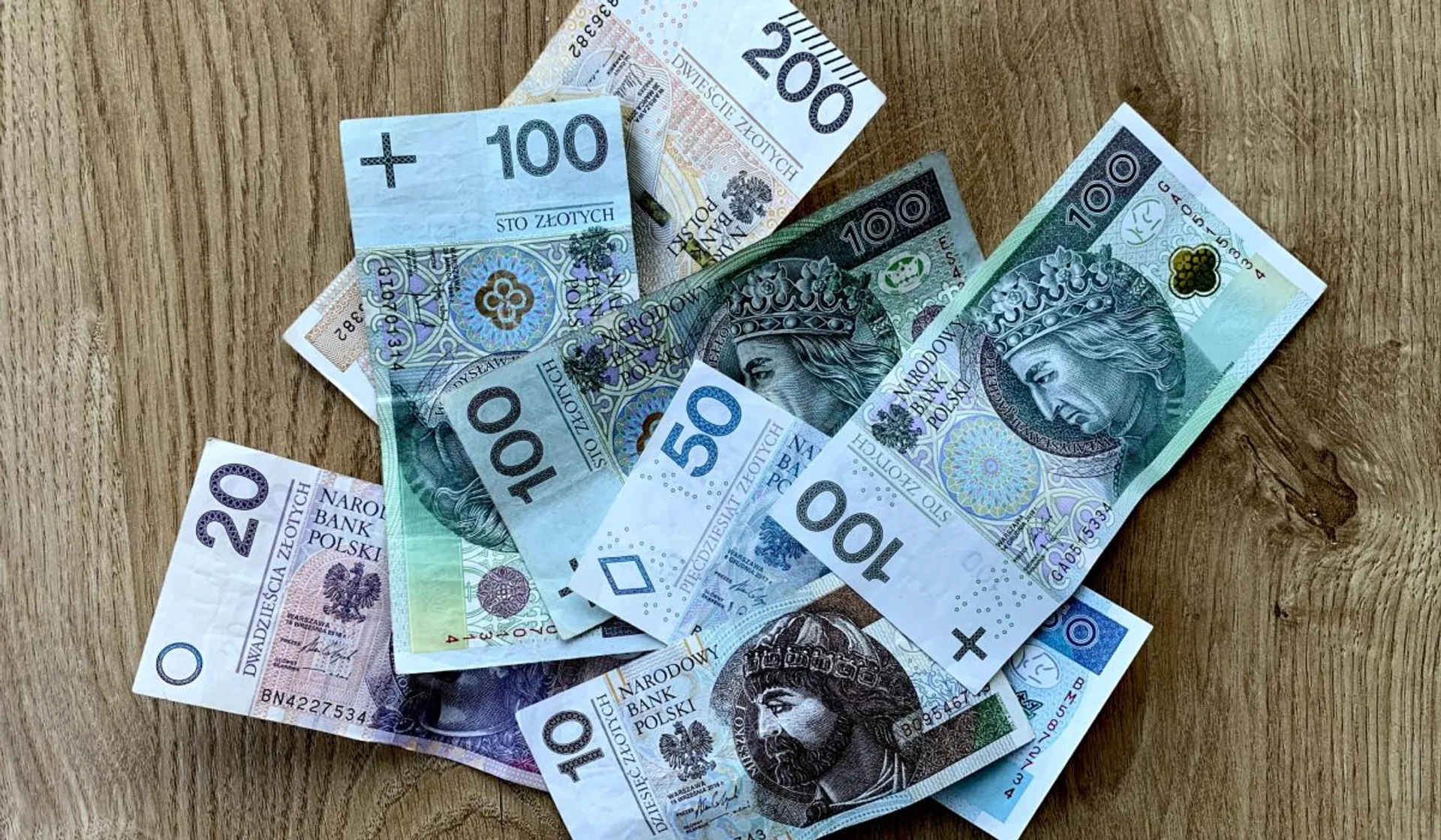Pieniądze na stole