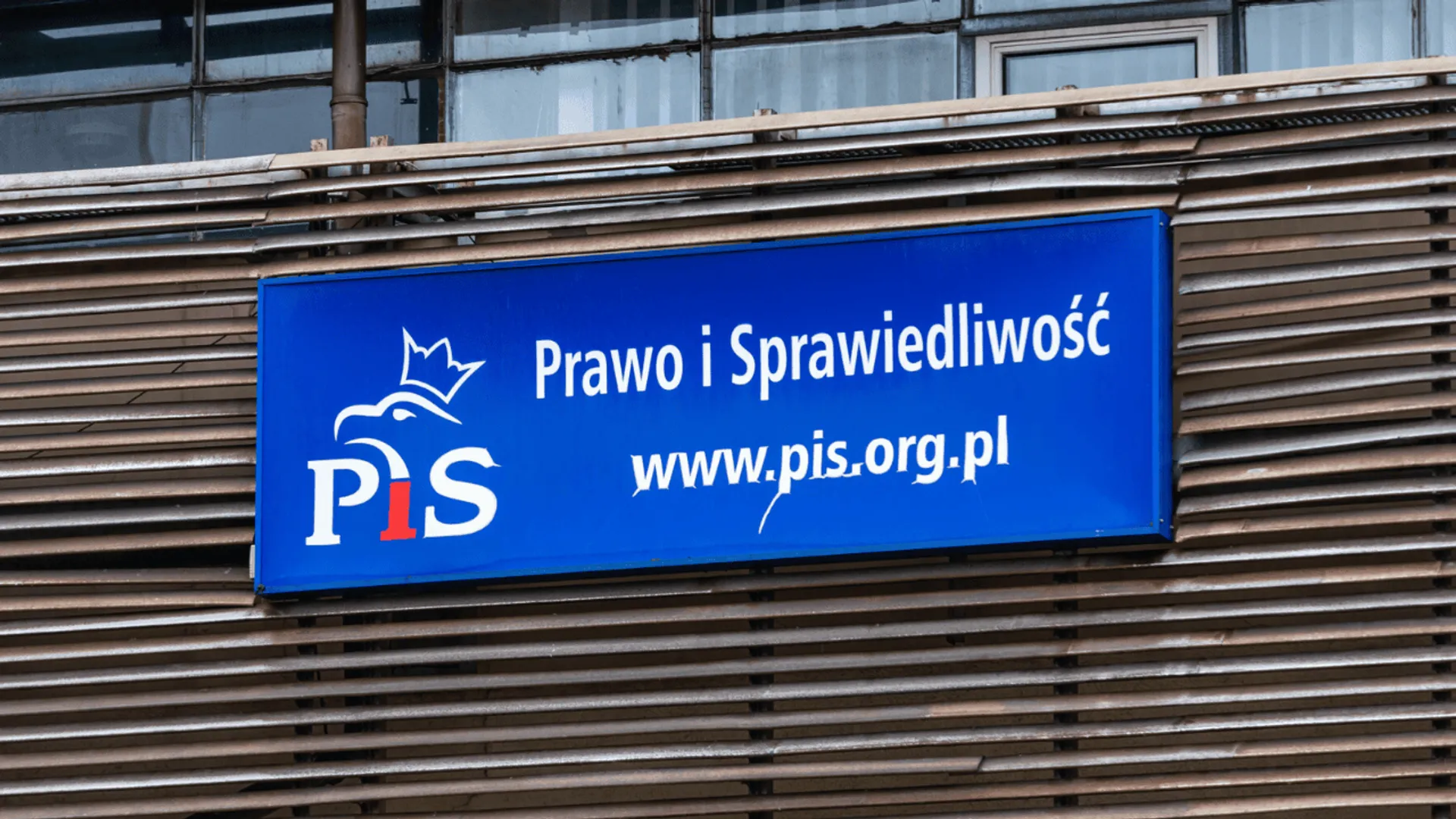 PiS