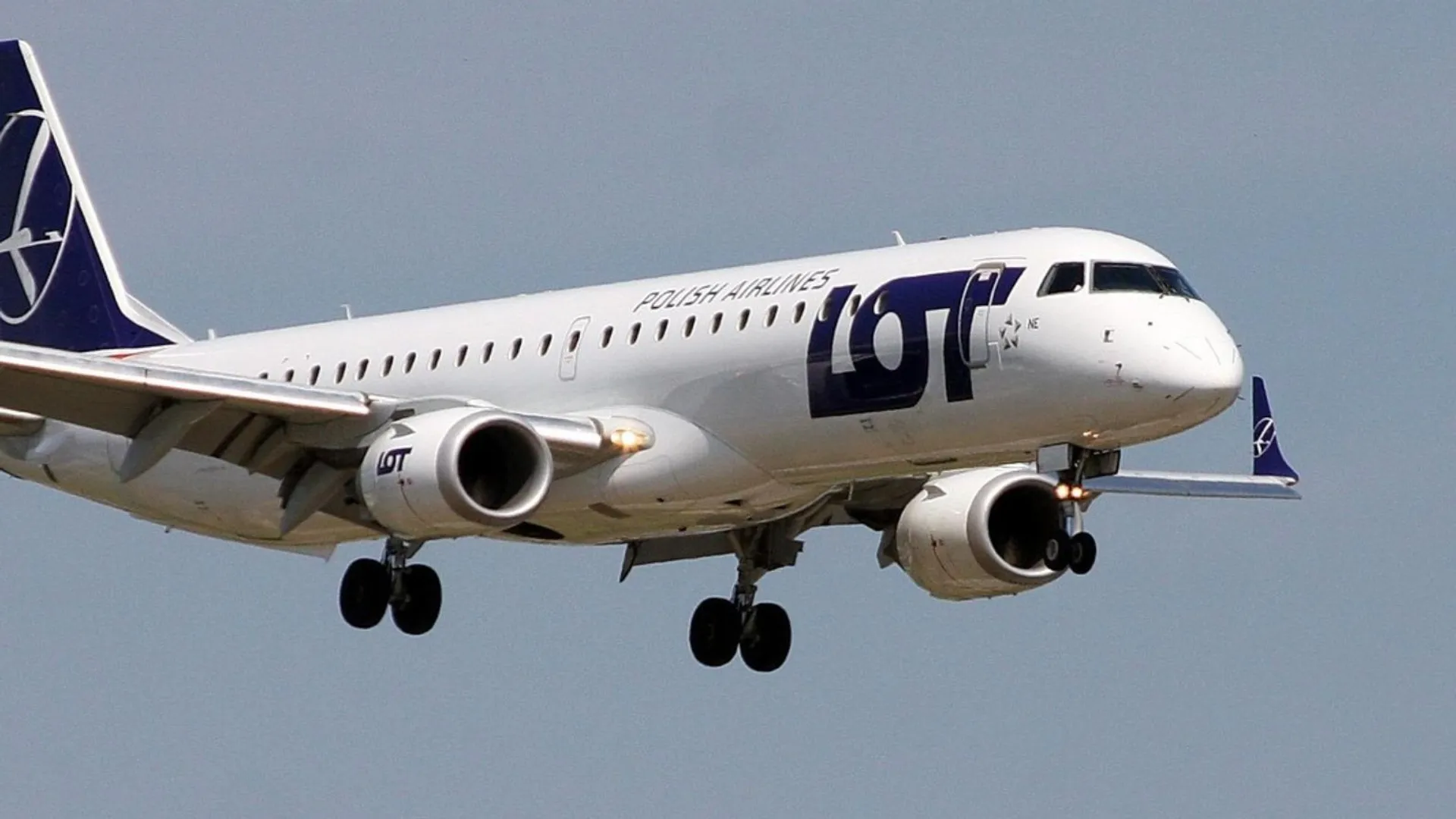 Samolot LOT