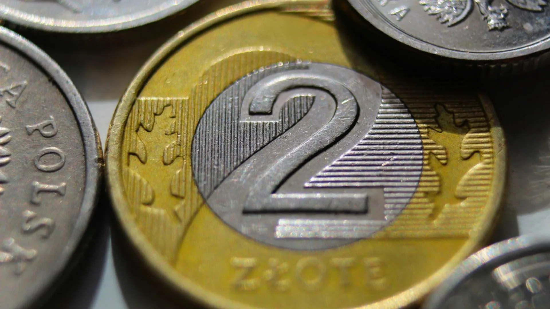 ZUS ujawnia rekordowe emerytury. Sprawdź, ile dostają Polacy w 2026 roku!