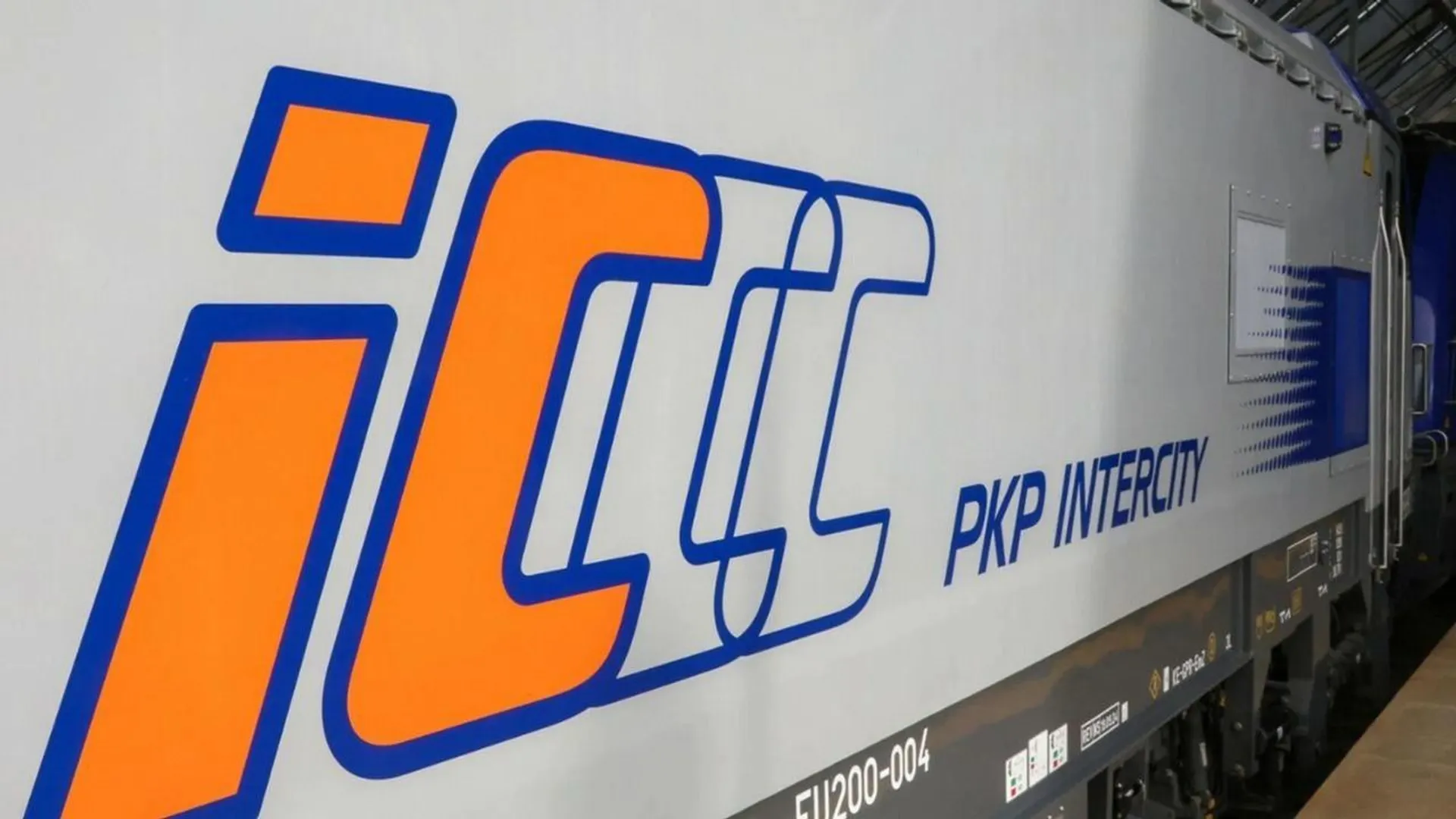 pkp intercity, transport