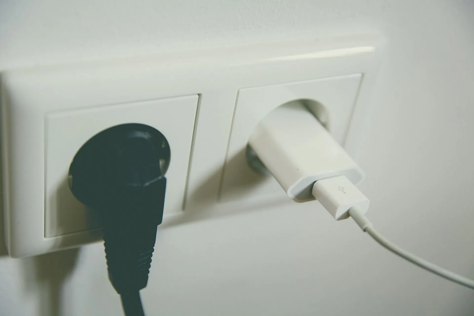 gniazdo elektryczne