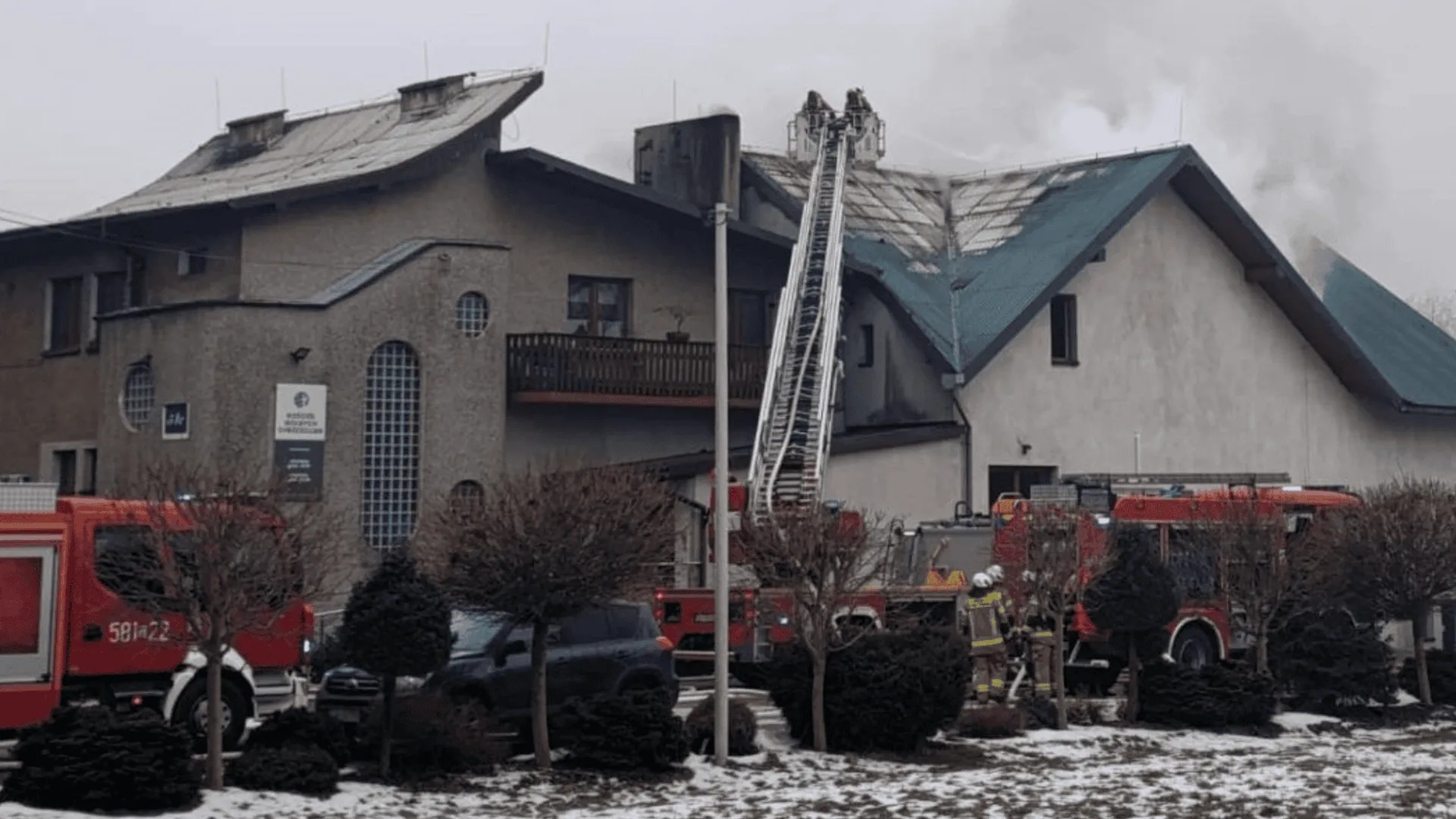 Dramat przy kościele w Palowicach. Ogień zagroził całej świątyni