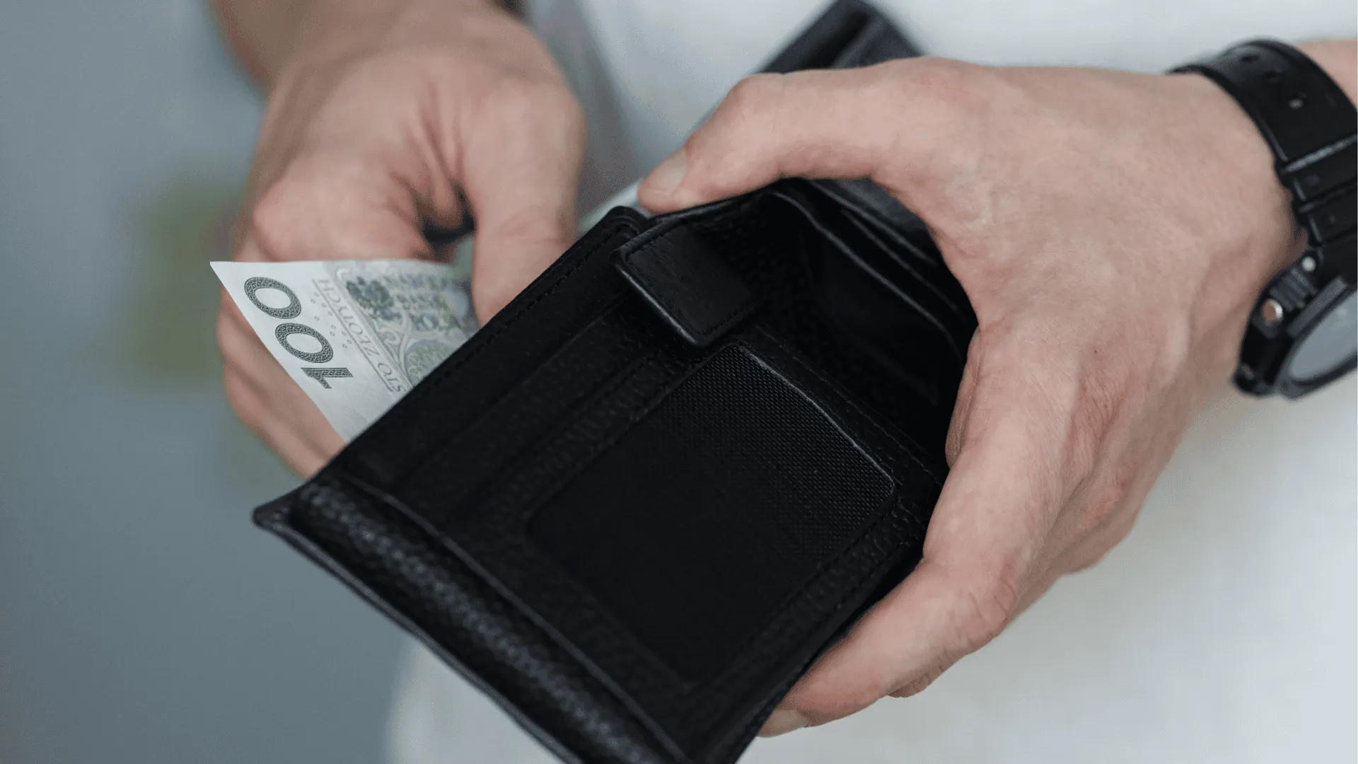 Dodatkowe pieniądze dla Polaków