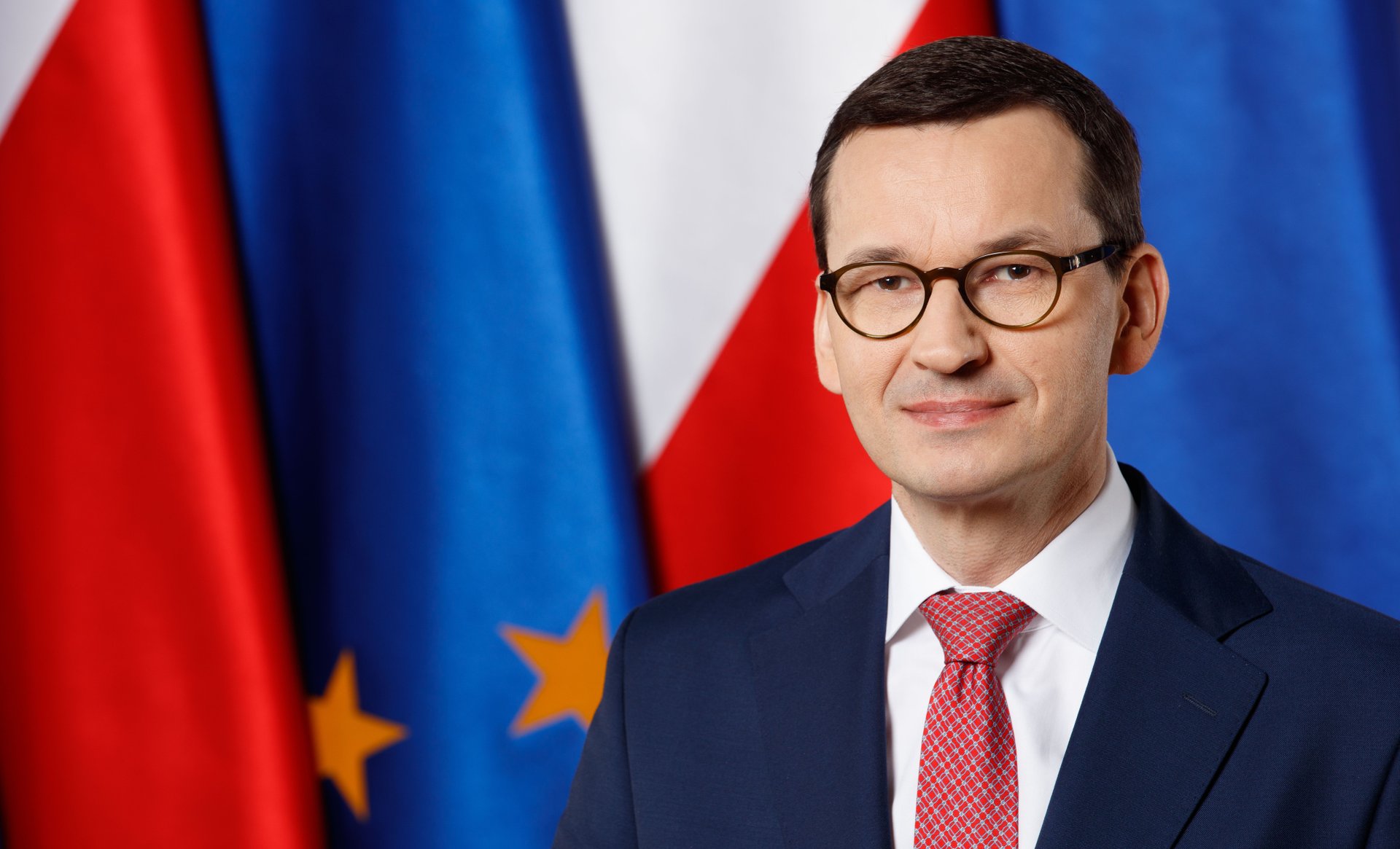 Jak podaje "Rzeczpospolita" Komisja Europejska zamierza zamrozić niemal wszystkie pieniądze przysługujące Polsce.