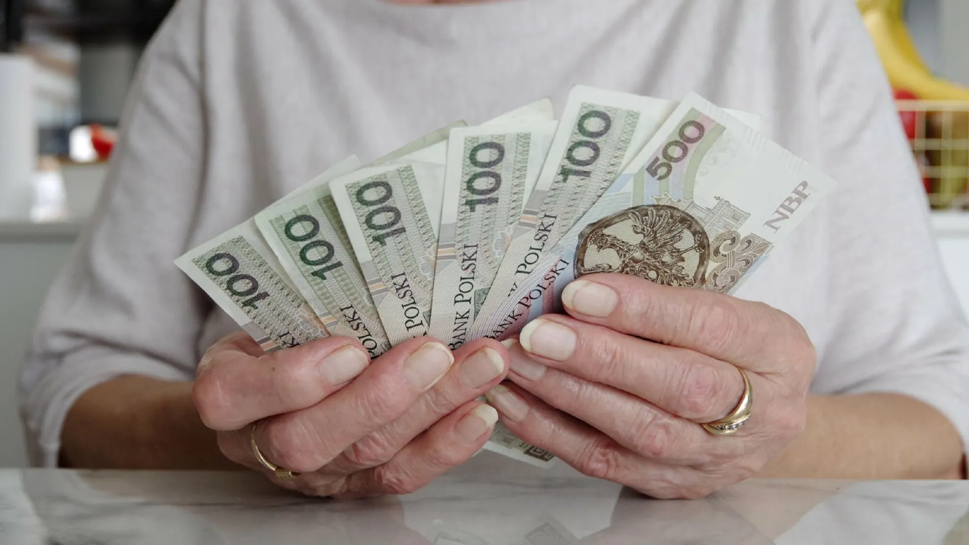 seniorka, pieniądze