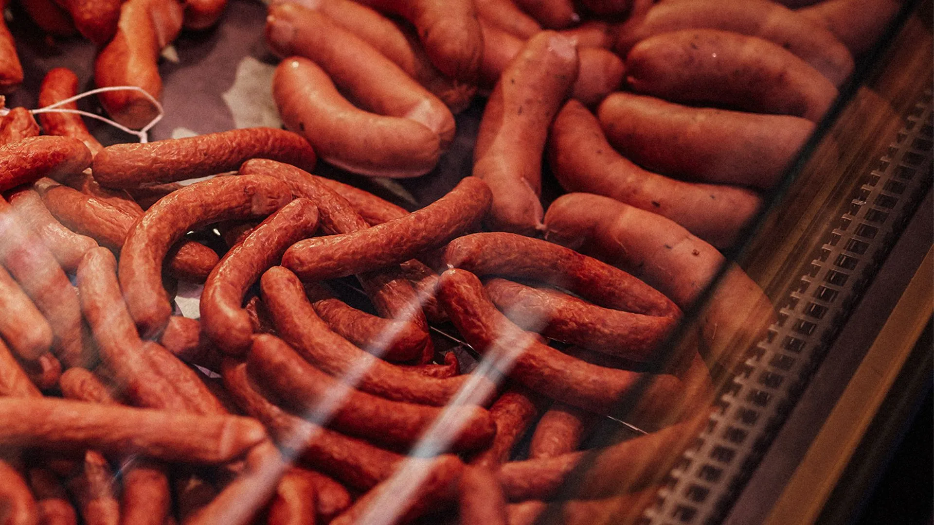 Wędliny z Jedliny – co sprawdza UOKiK i jak czytać etykiety wędlin