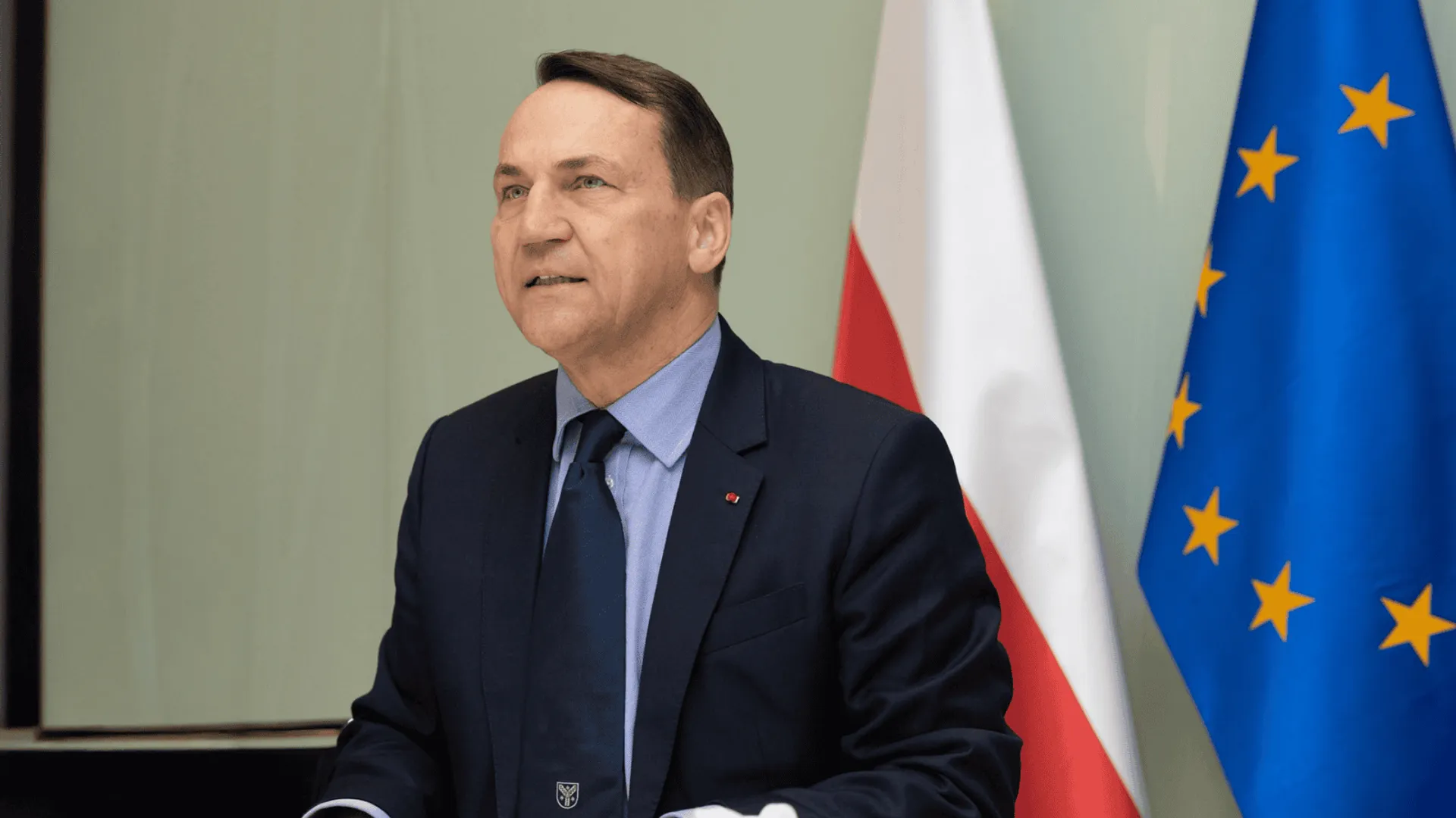 Radosław Sikorski podczas spotkania online z ministrami państw Morza Bałtyckiego.